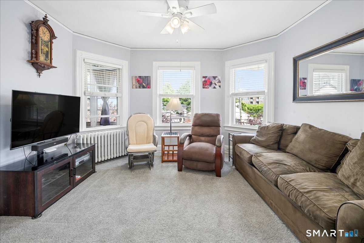 72 West Broad Street photo 27