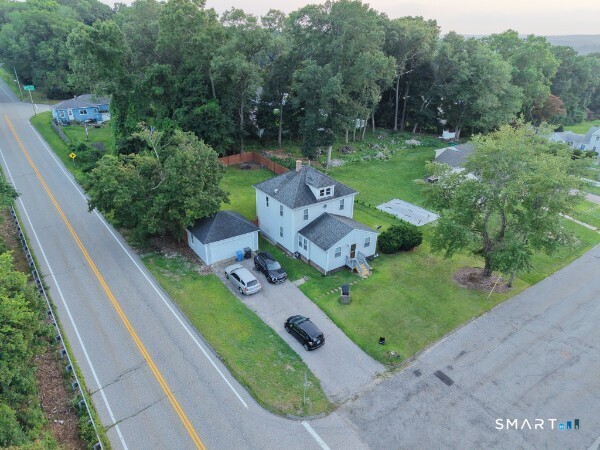 85 Robertson Avenue photo 2