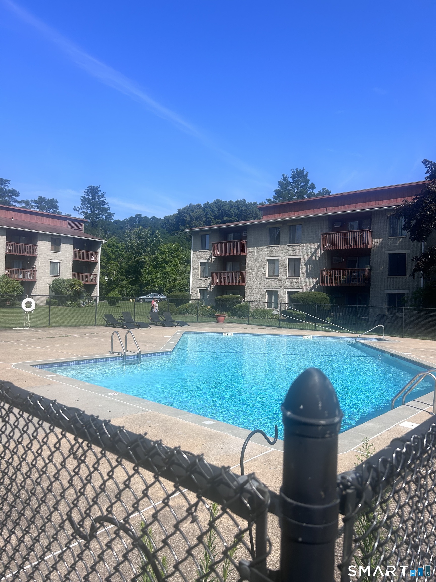 2nd image of 28 Prospect St #2, Manchester, CT 06040 | MLS# 24197569