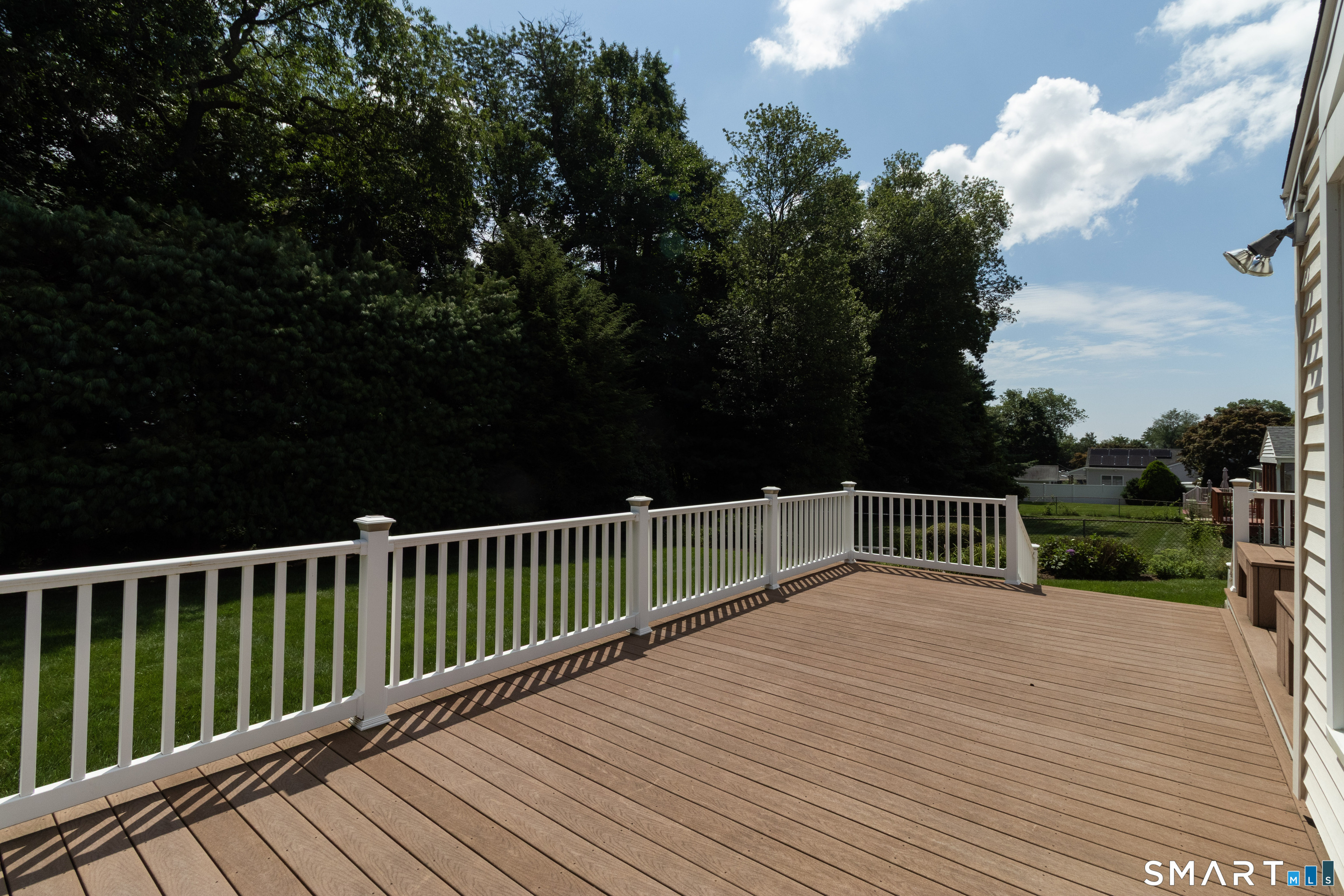 39 Candlewood Road photo 6