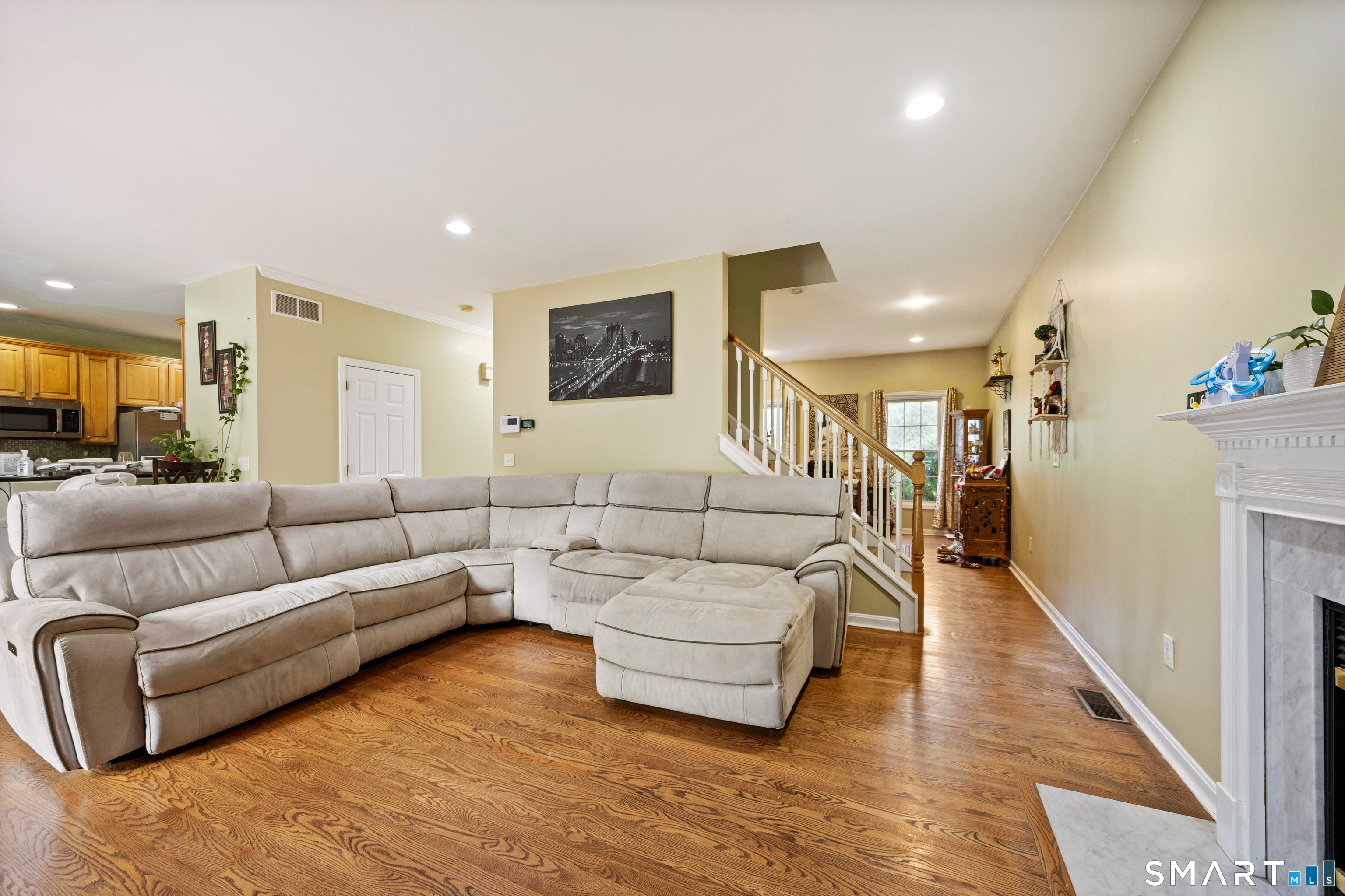 48 Chatfield Drive photo 3