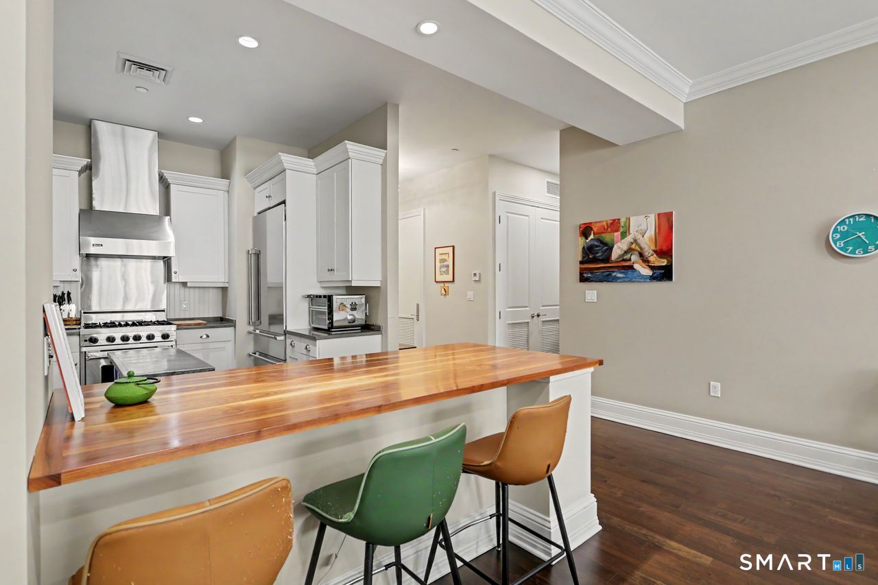 100 Stone Ridge Way  Unit #2G photo 10