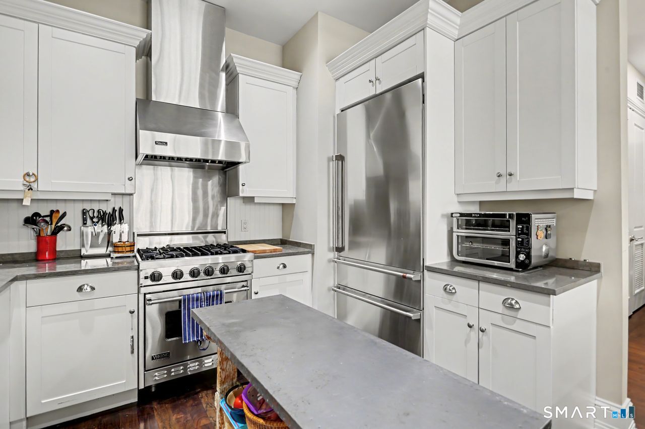 100 Stone Ridge Way  Unit #2G photo 7
