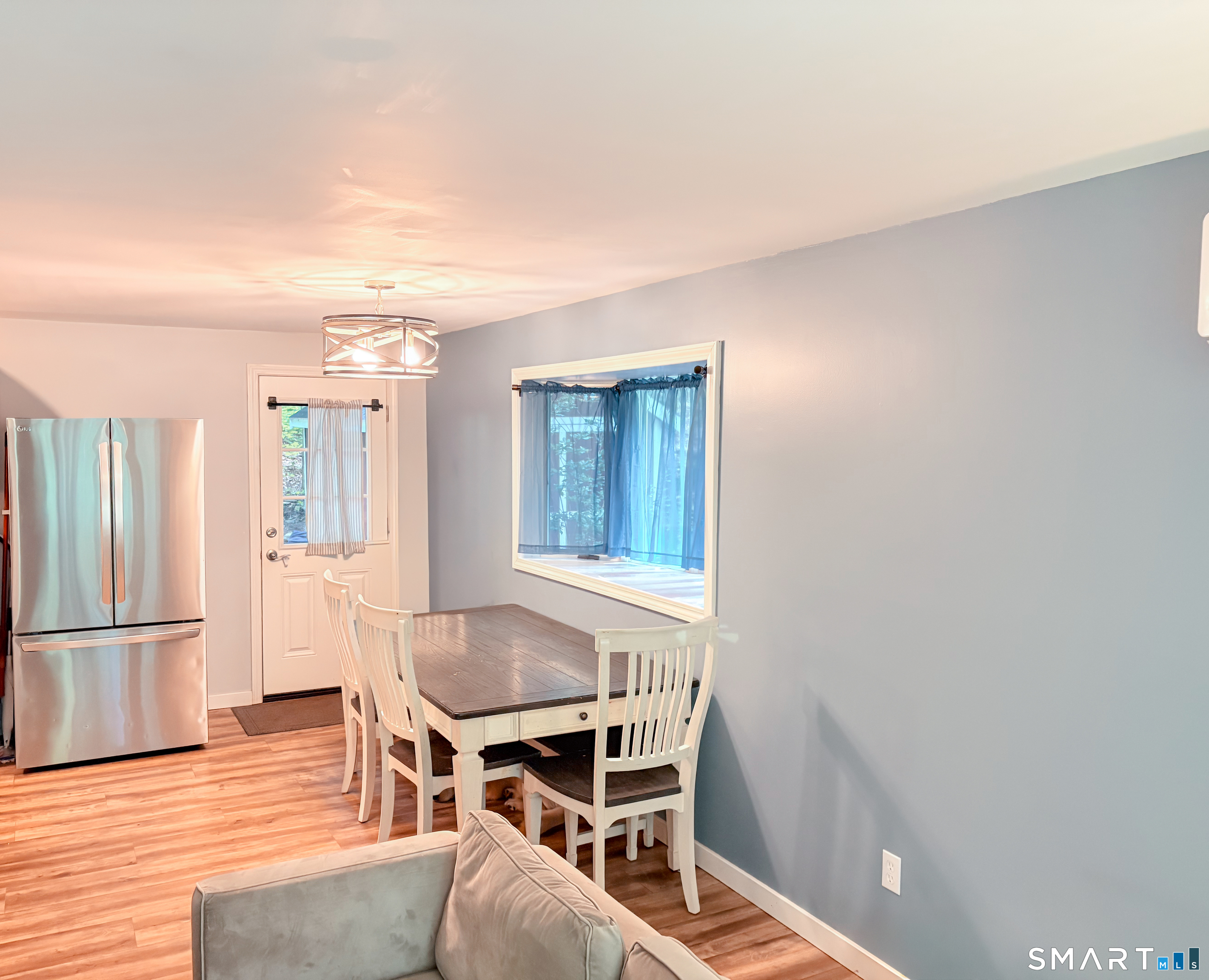 37 Great Hillwood Road photo 4