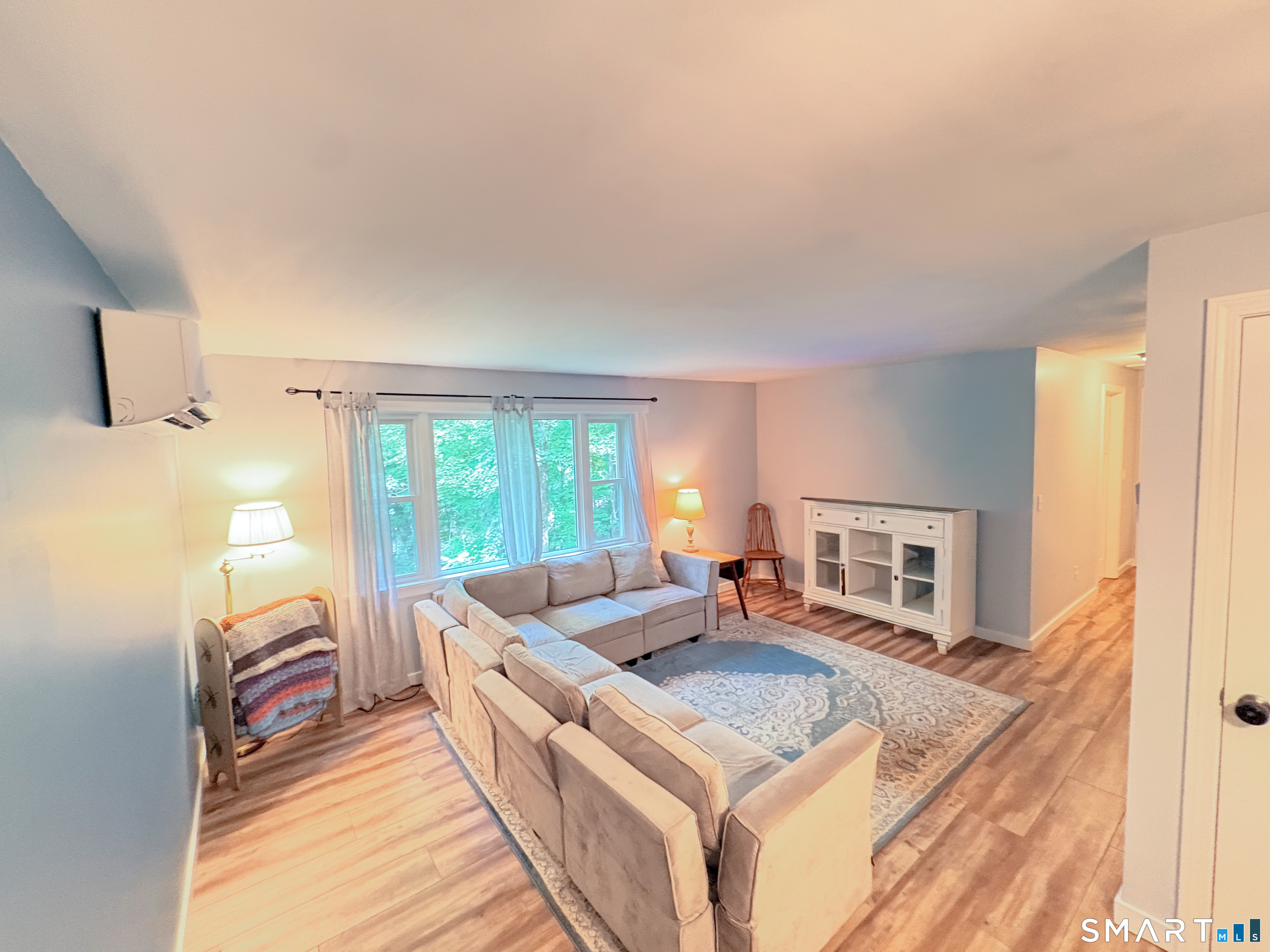 37 Great Hillwood Road photo 5