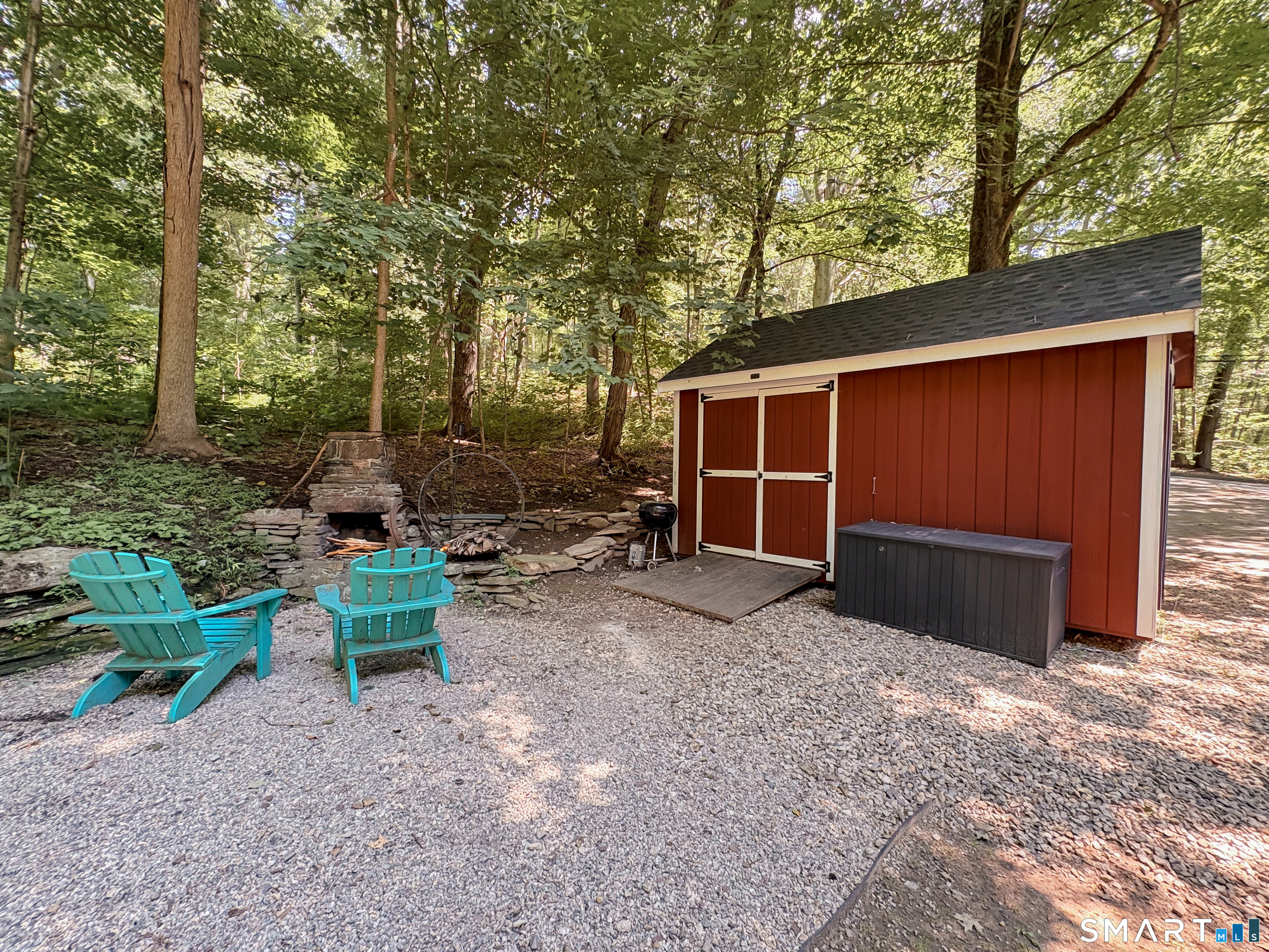 37 Great Hillwood Road photo 9