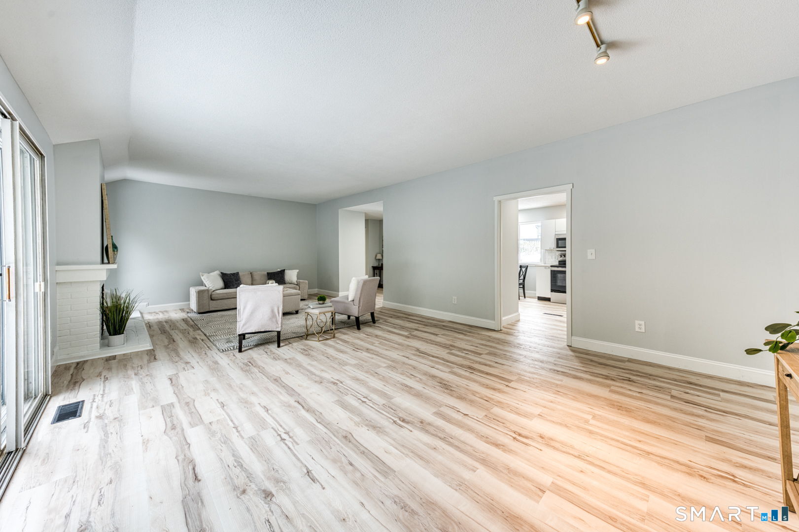 4th image of 170 Heritage Village #B, Southbury, CT 06488 | MLS# 24197599