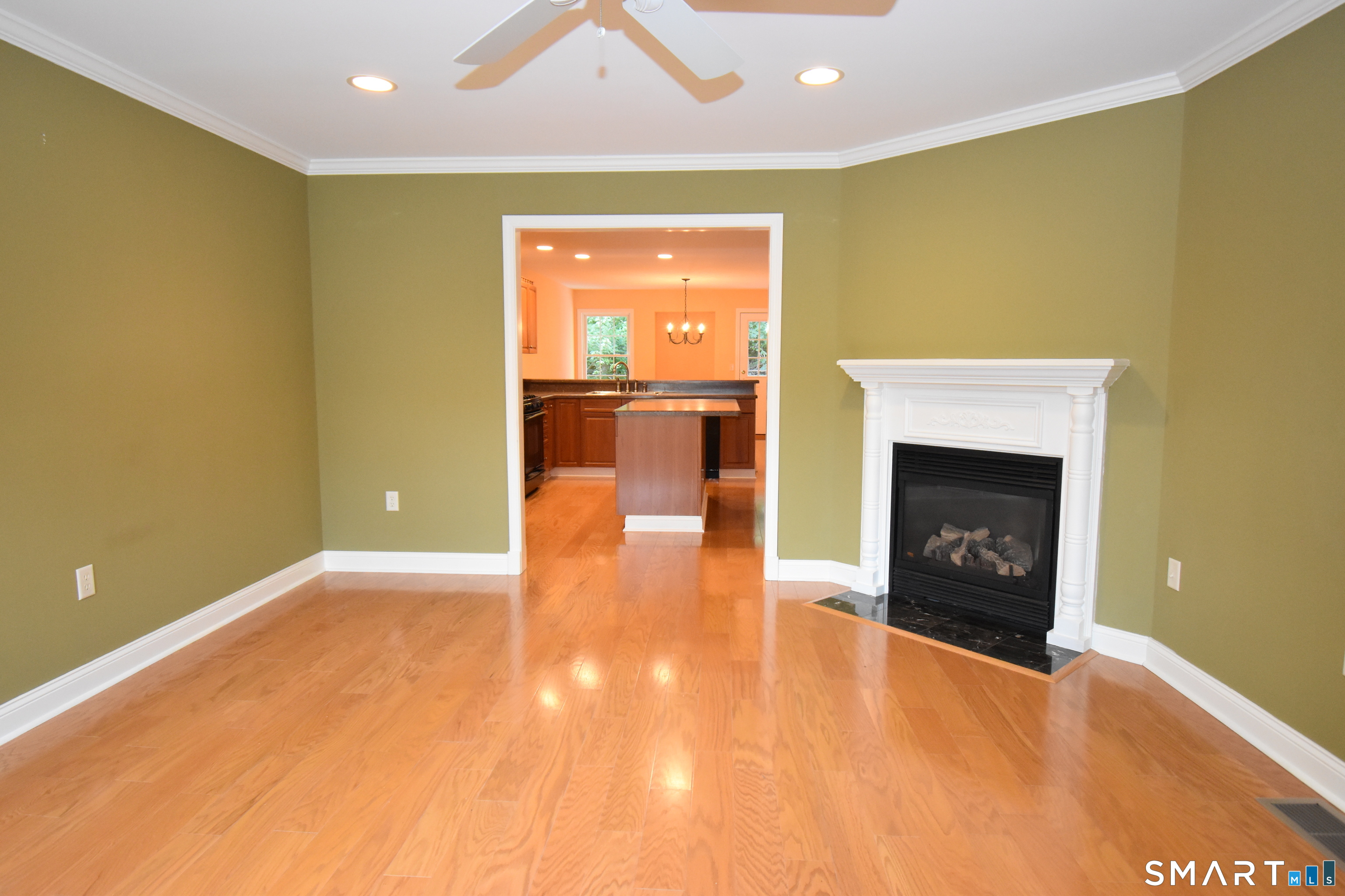 2 Boulderbrook Court Unit #23 photo 4