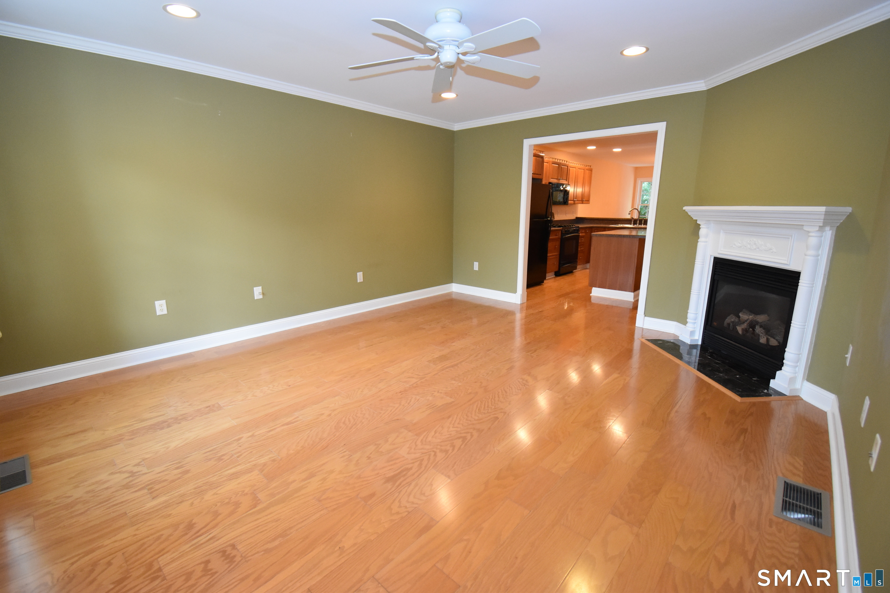 2 Boulderbrook Court Unit #23 photo 5