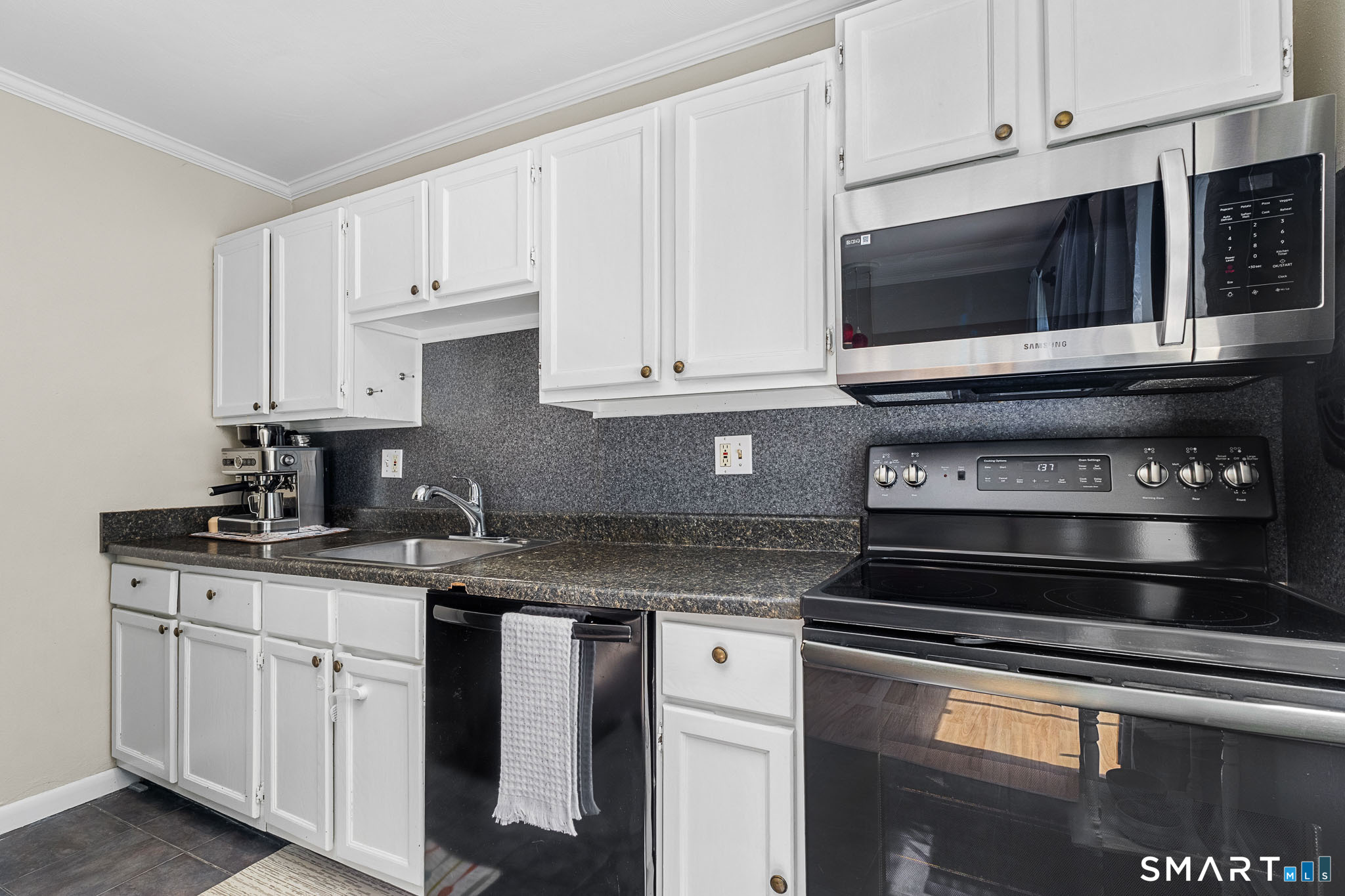 218 New Britain Avenue Unit #5 photo 12