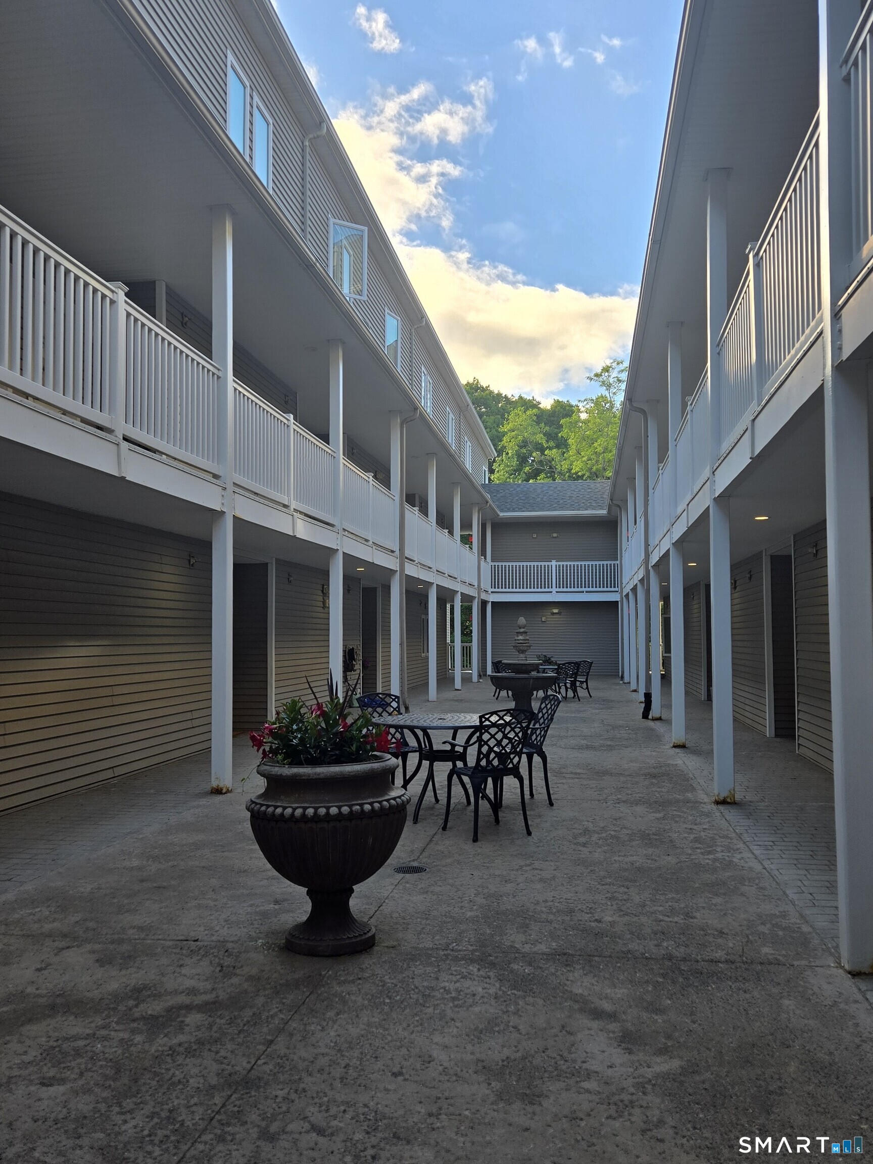 2660 North Avenue Unit #211 photo 22