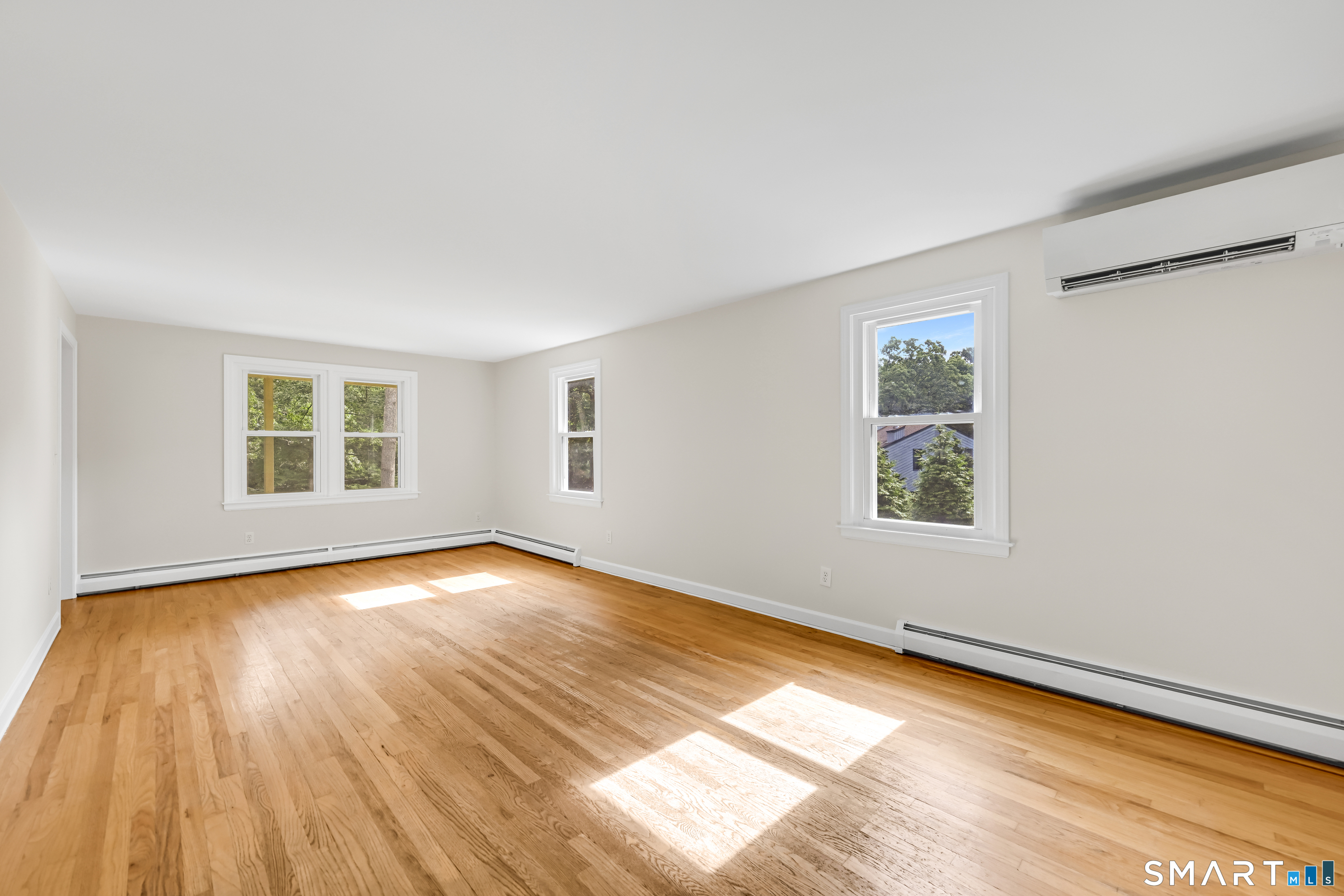 228 Echo Drive photo 13