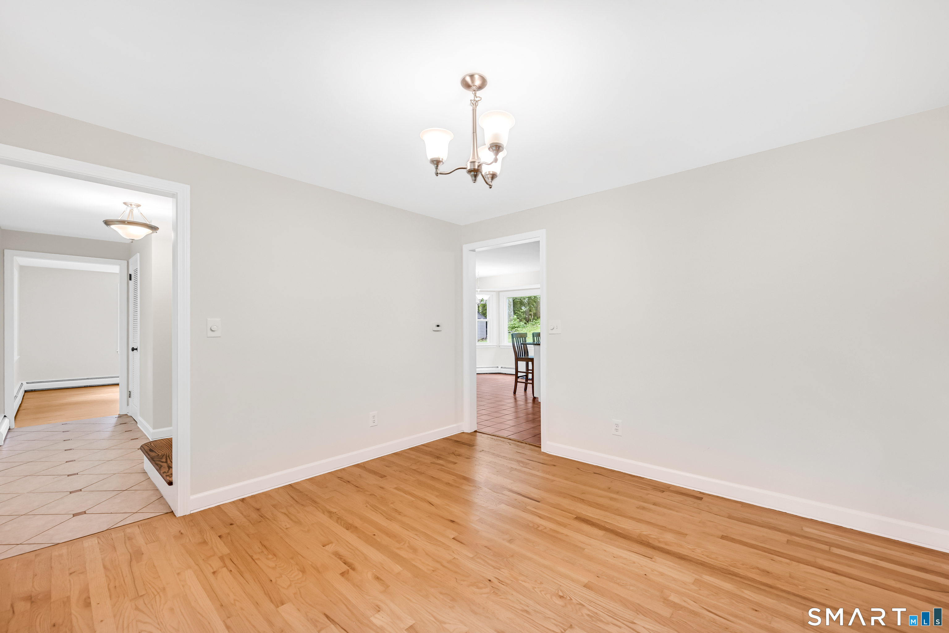 228 Echo Drive photo 5
