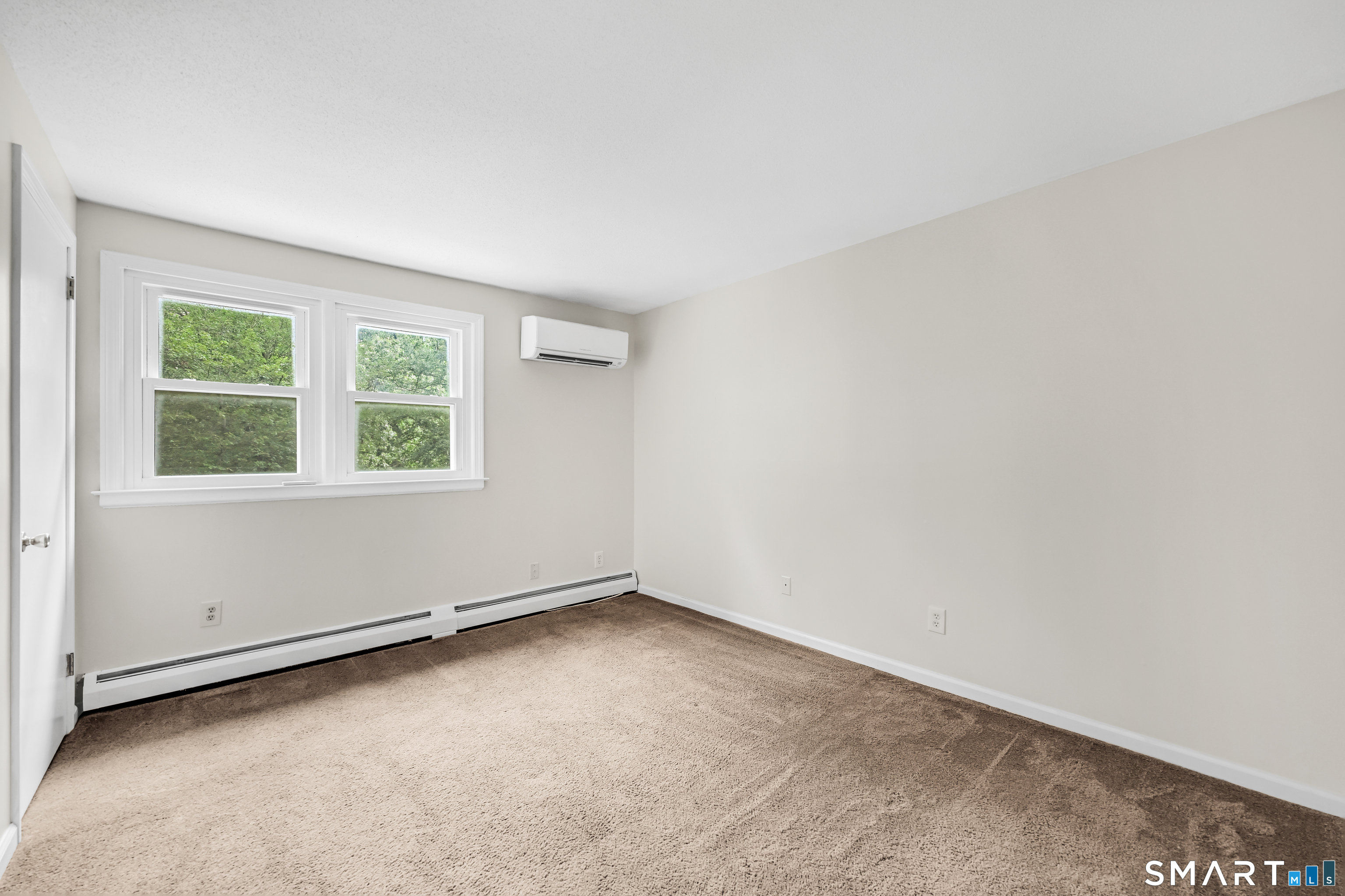 228 Echo Drive photo 25