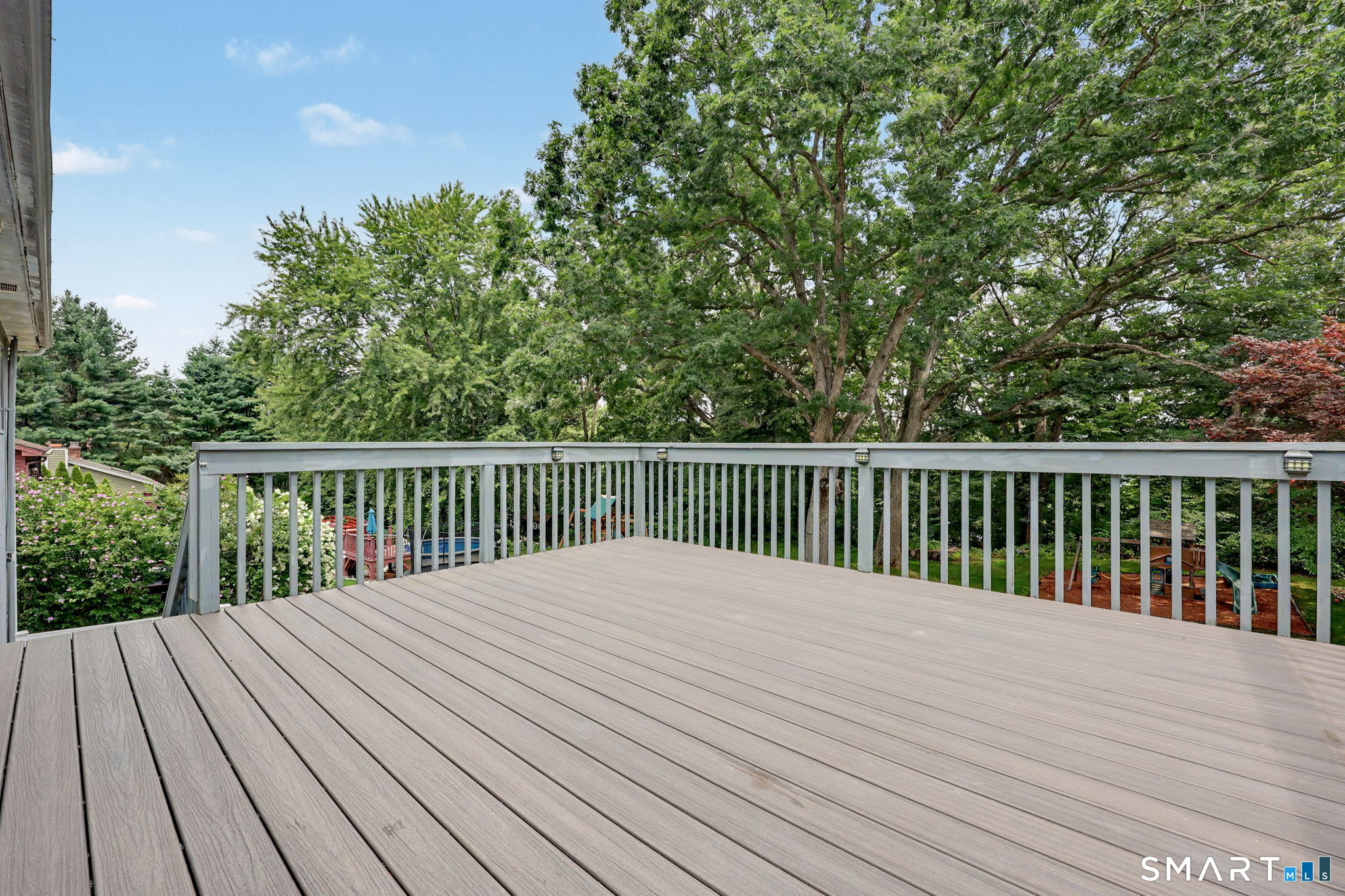 35 Bruce Drive photo 13