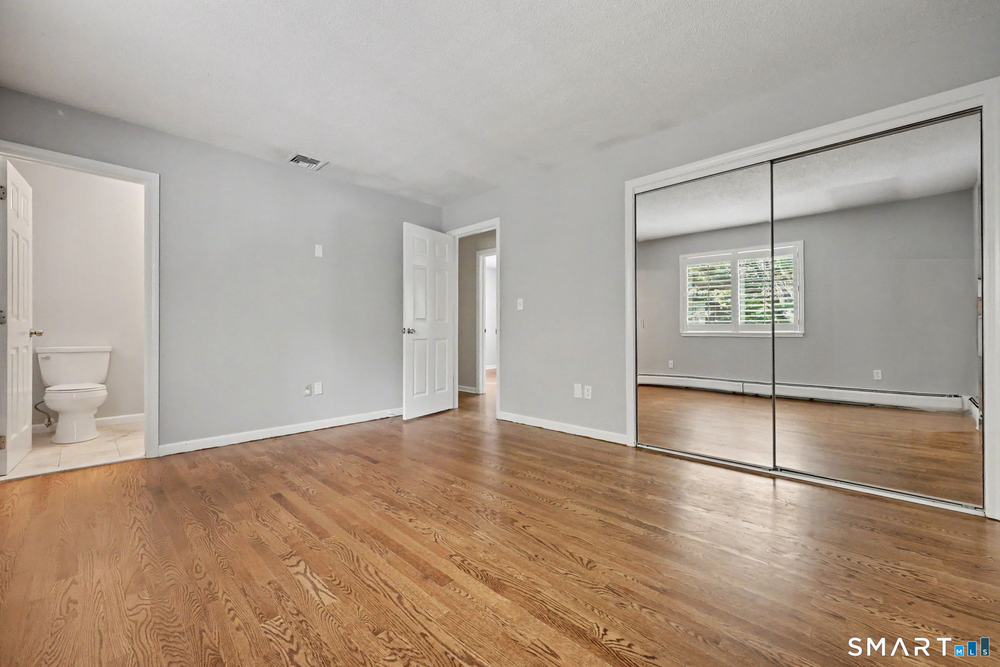35 Bruce Drive photo 21