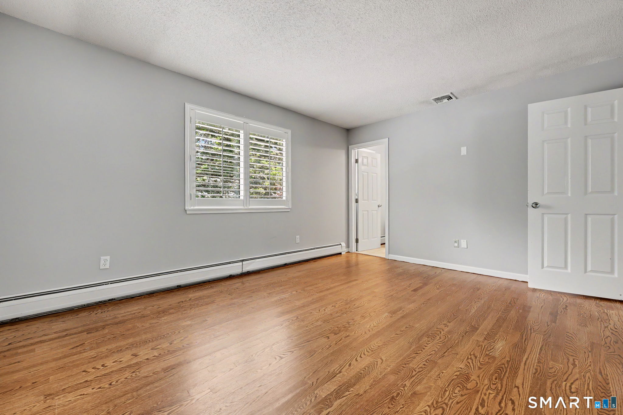 35 Bruce Drive photo 22