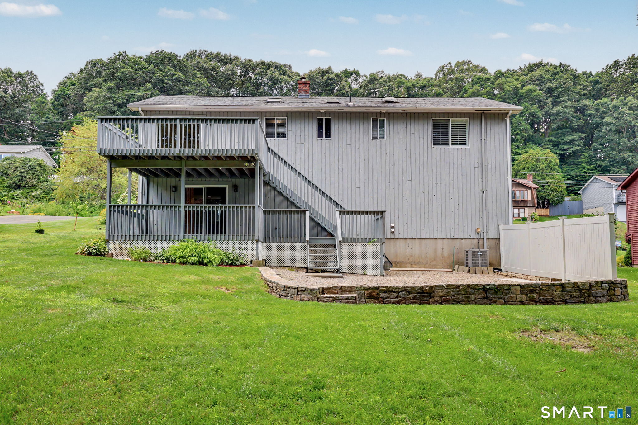 35 Bruce Drive photo 33