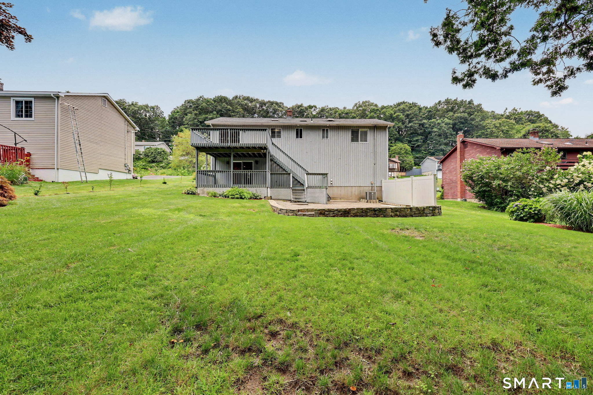 35 Bruce Drive photo 34