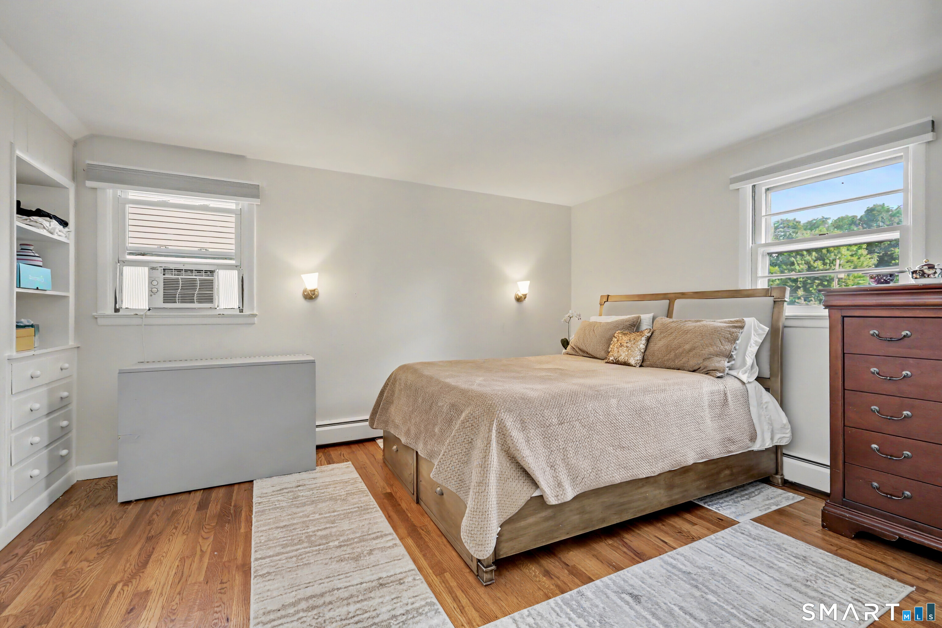 35 Travis Avenue photo 10