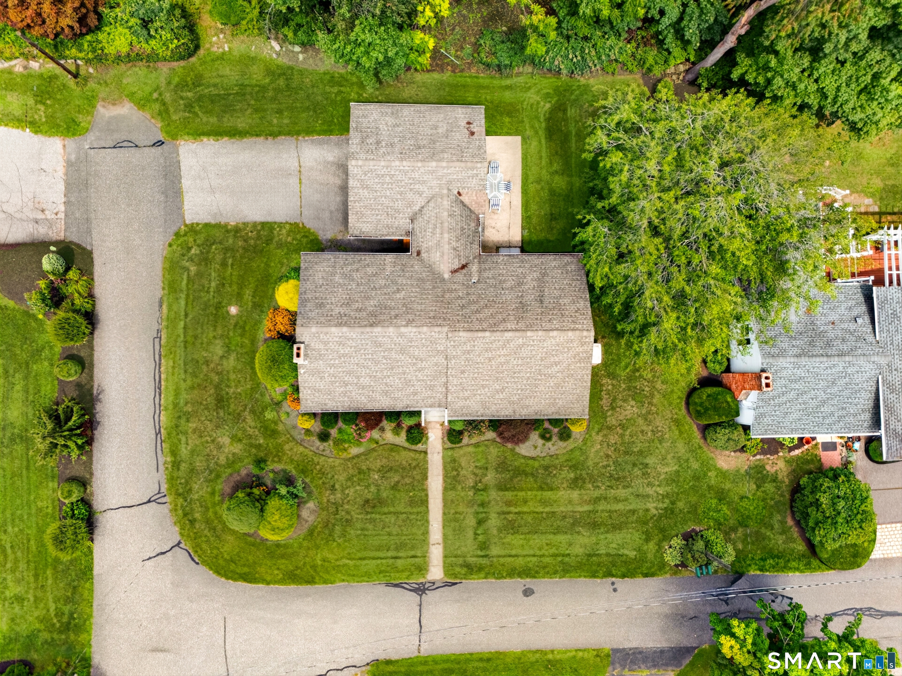 78 Arrowhead Road photo 4