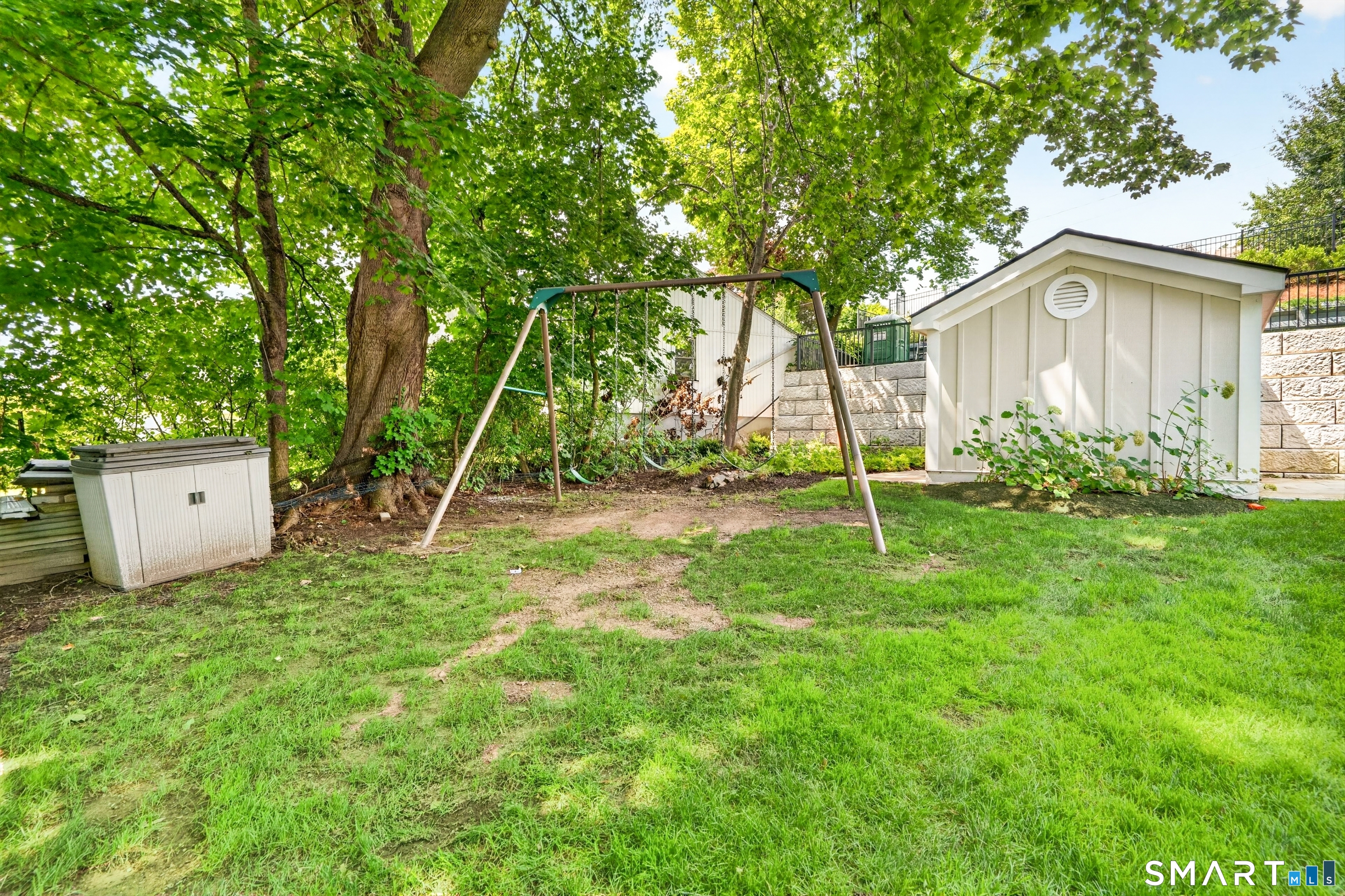 78 Arrowhead Road photo 38