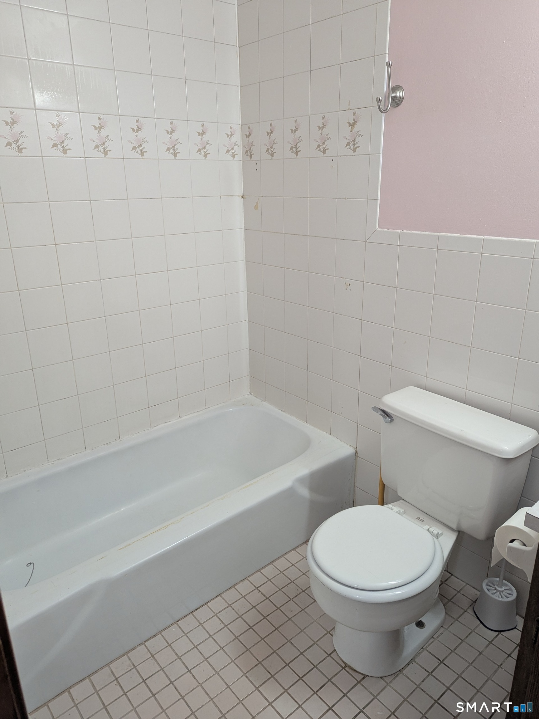 36 Thompson Road  Unit #B photo 9