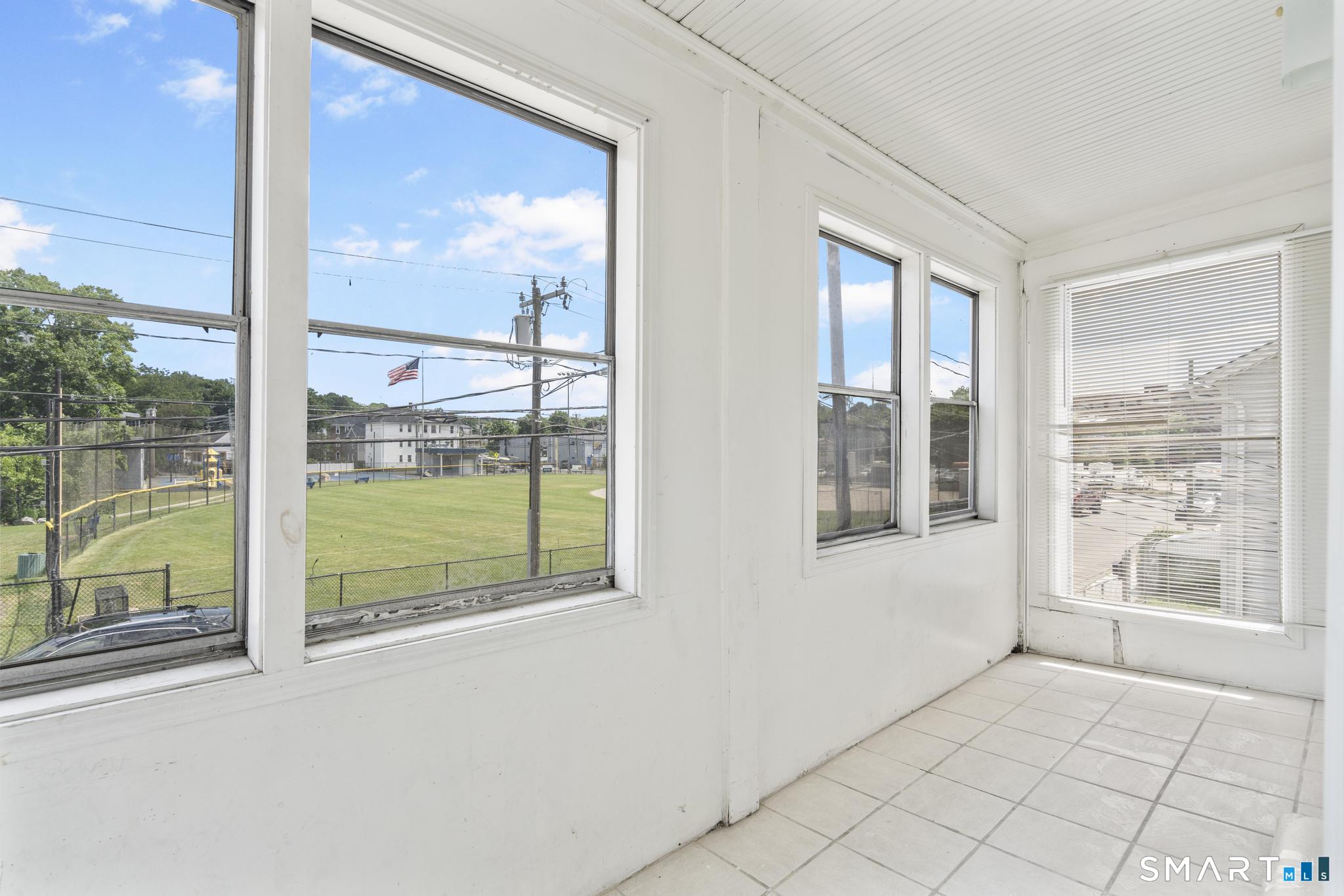 23 Robinson Street photo 22