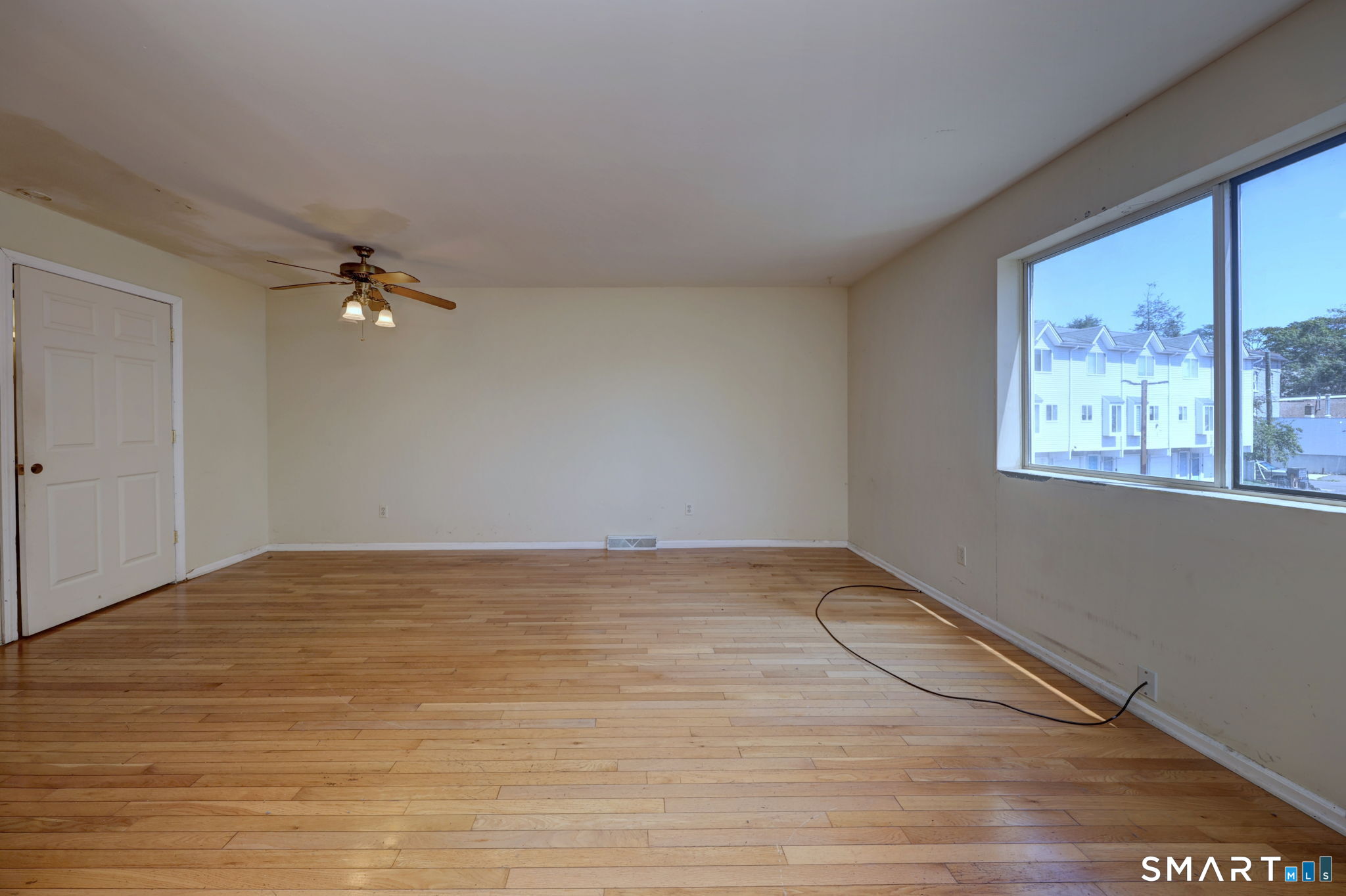 10 Hawthorne Avenue  Unit #12 photo 8