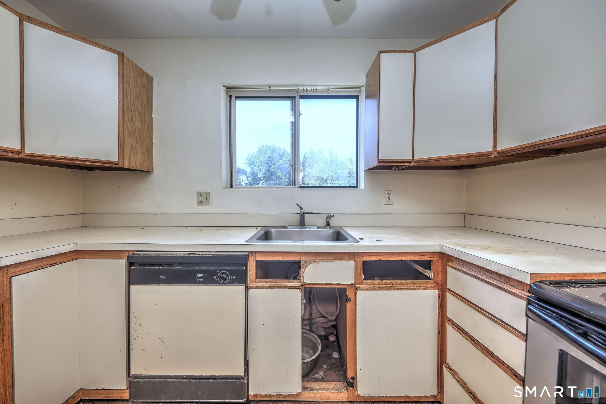 10 Hawthorne Avenue  Unit #12 photo 18