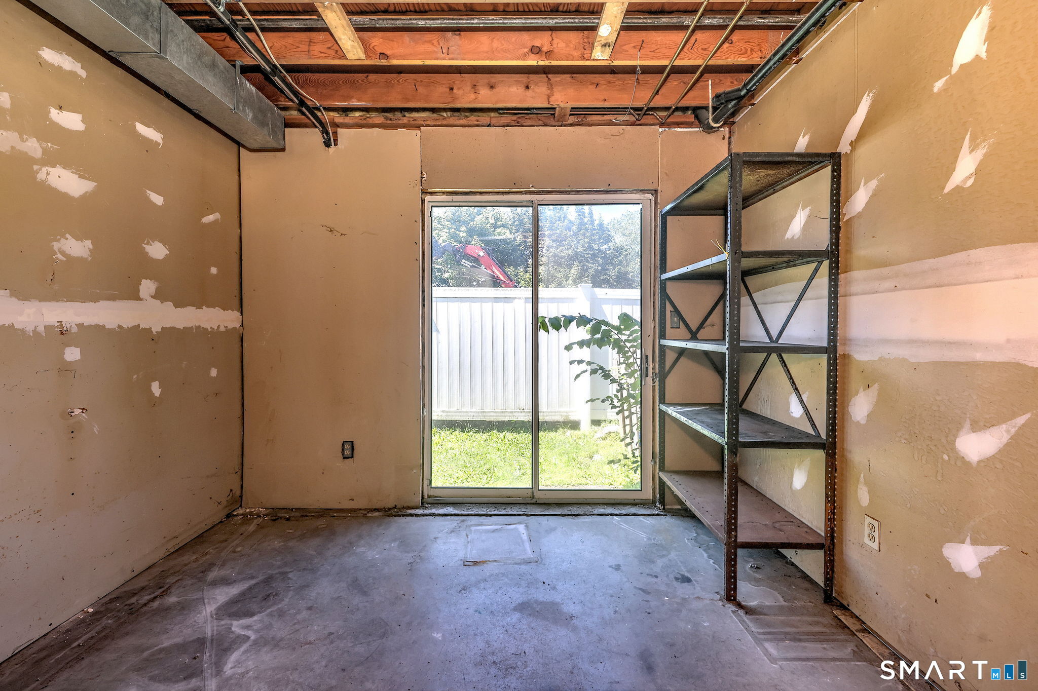 10 Hawthorne Avenue  Unit #12 photo 34