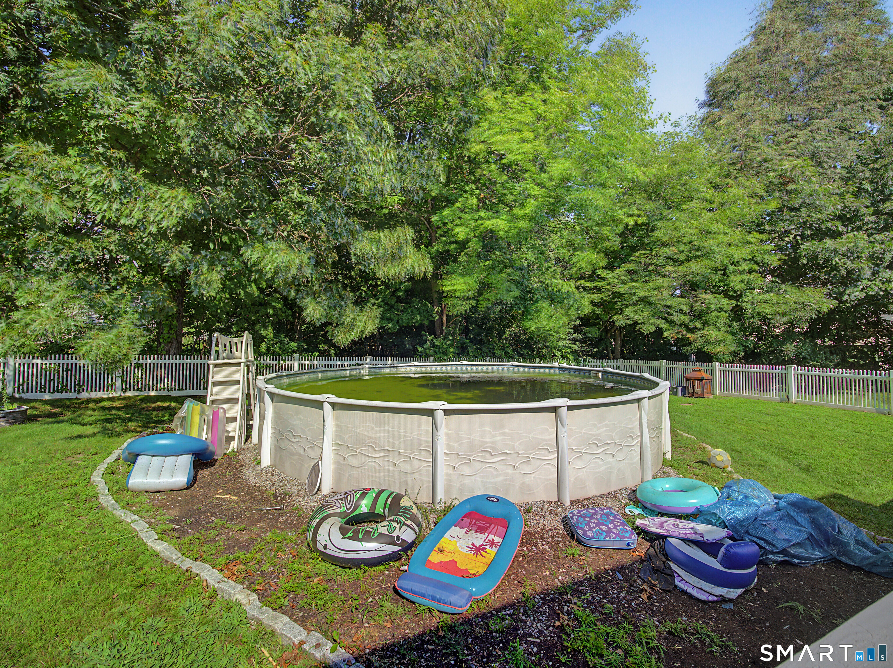 38th image of 33 W Gerald Dr, Manchester, CT 06040 | MLS# 24197675