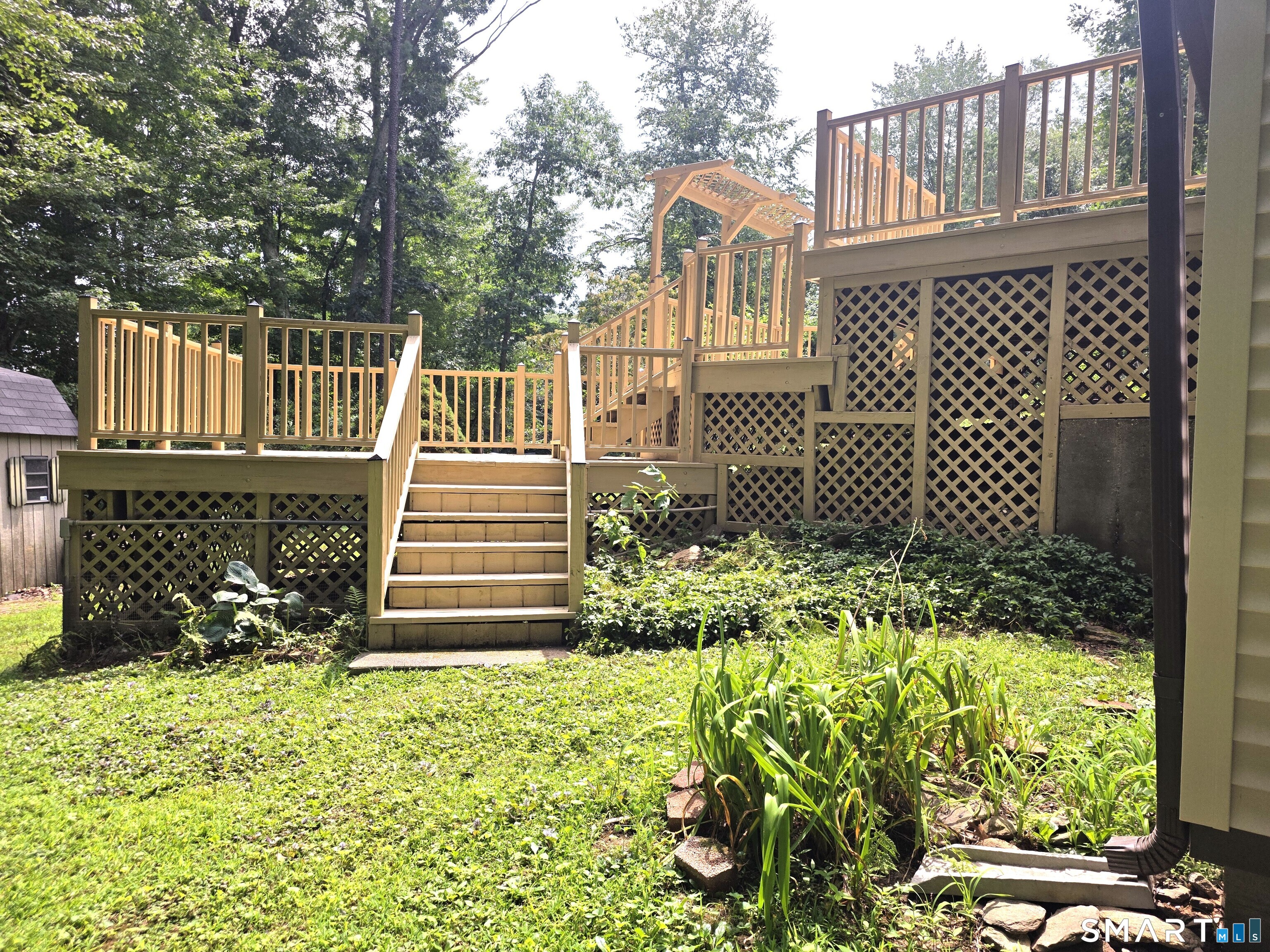109 South Road photo 4