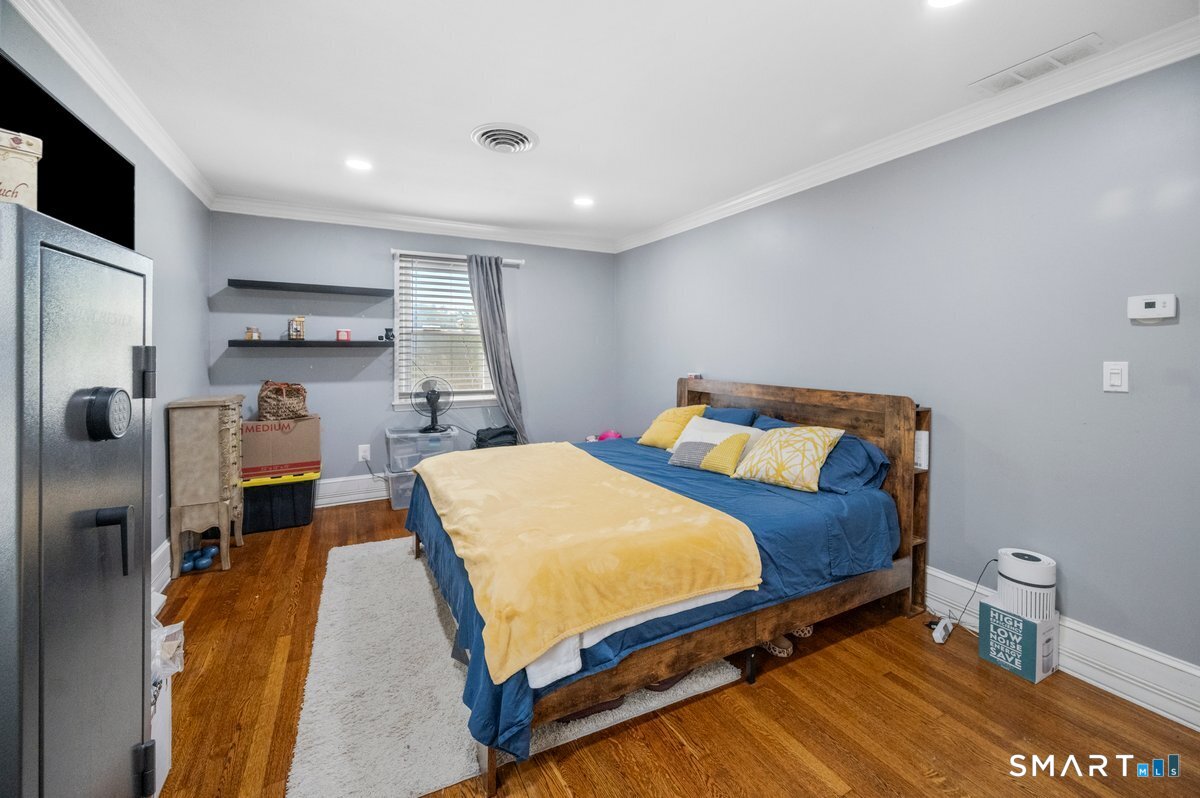 127 Rowland Drive photo 22