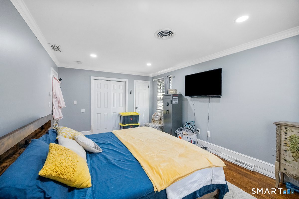 127 Rowland Drive photo 23