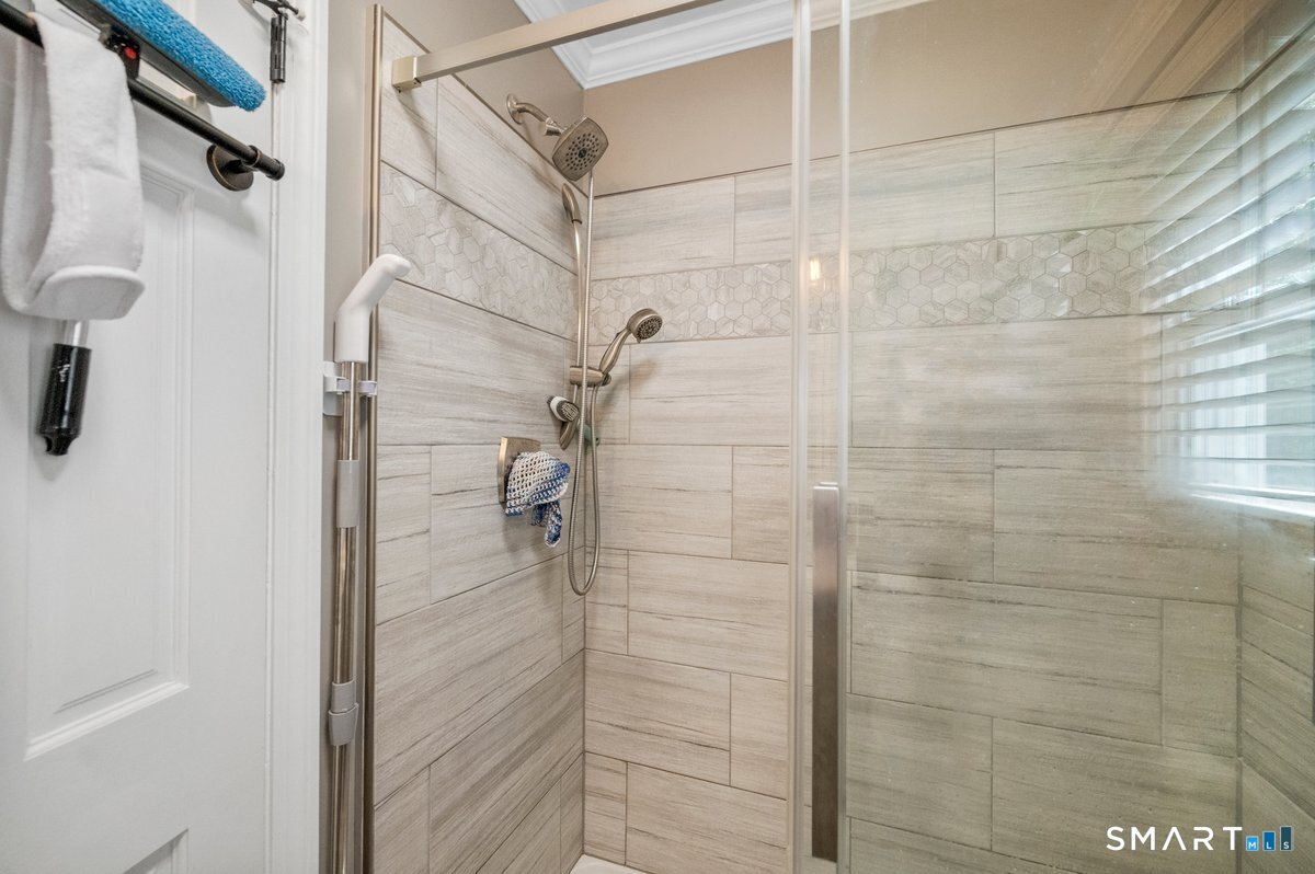 127 Rowland Drive photo 26