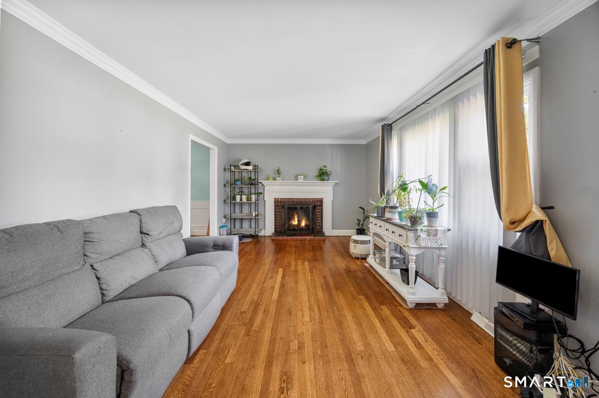 127 Rowland Drive photo 29