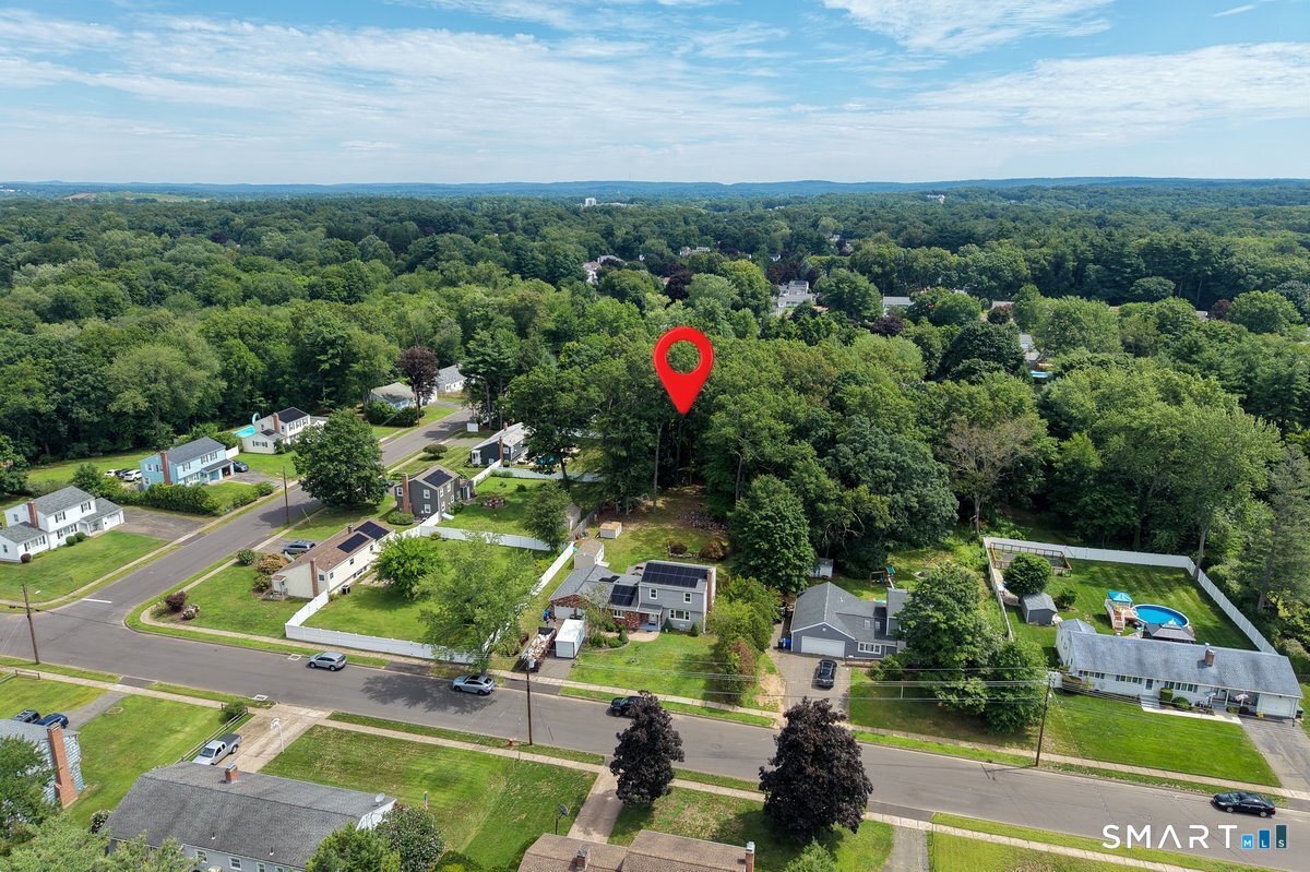 127 Rowland Drive photo 35