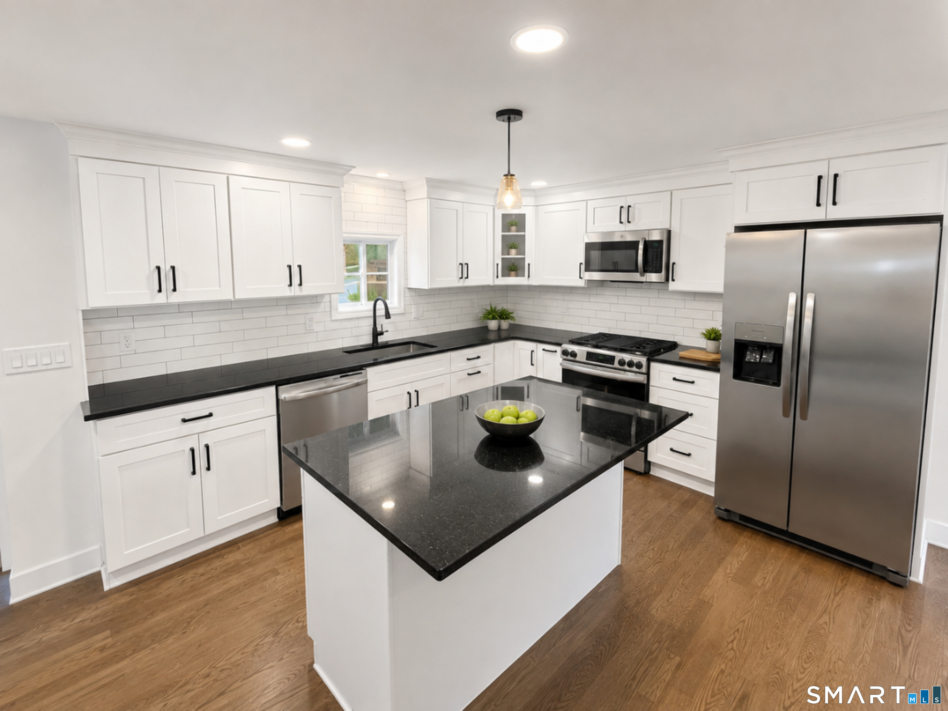 image of 1038 W Main St, Waterbury, CT 06708 | MLS# 24197715