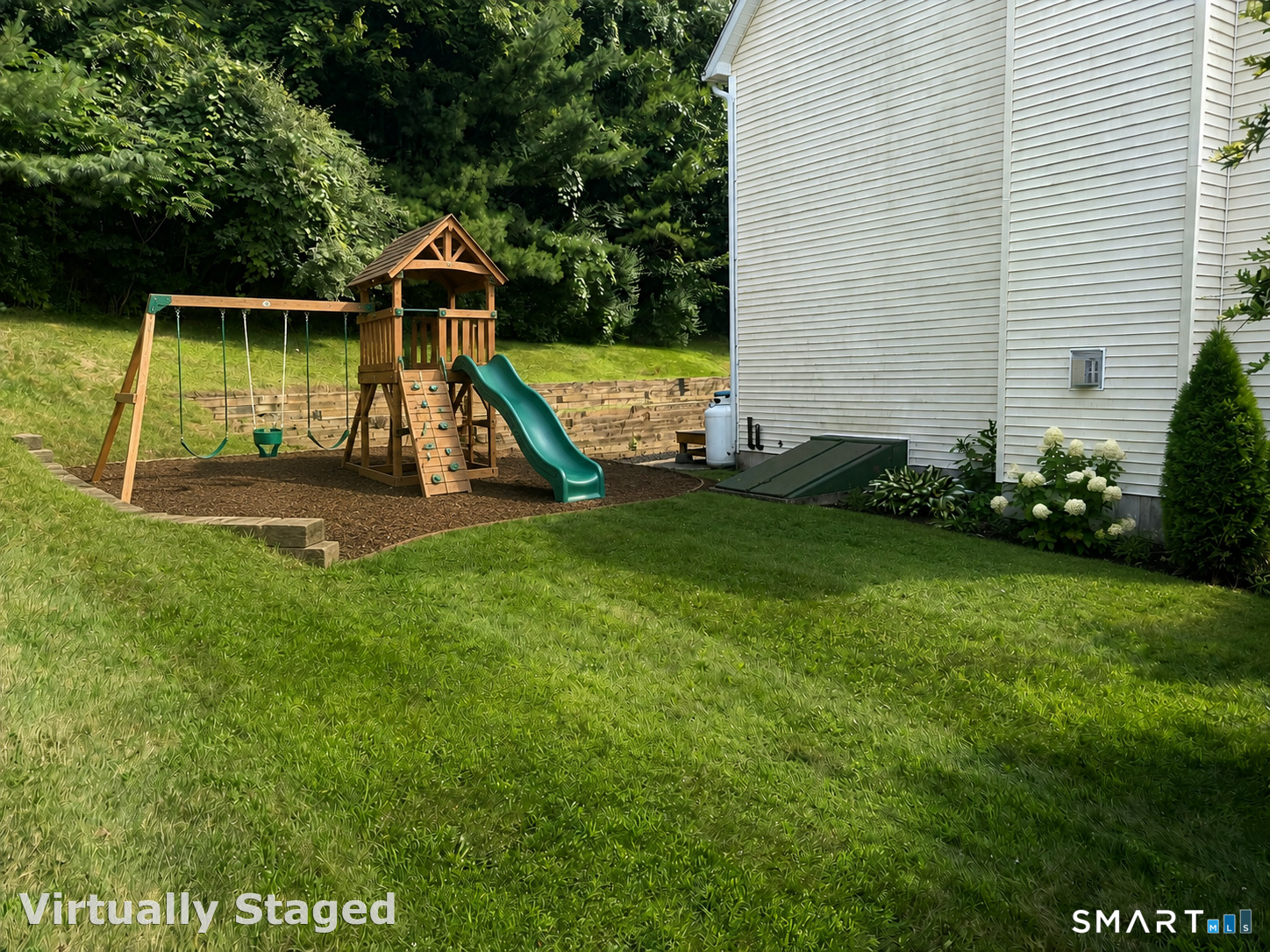 9 Candlewood Lane photo 35