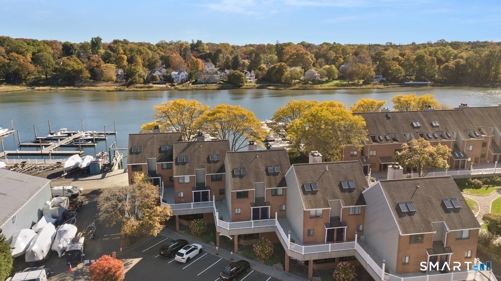 7 River Road, Greenwich, Connecticut photo 2