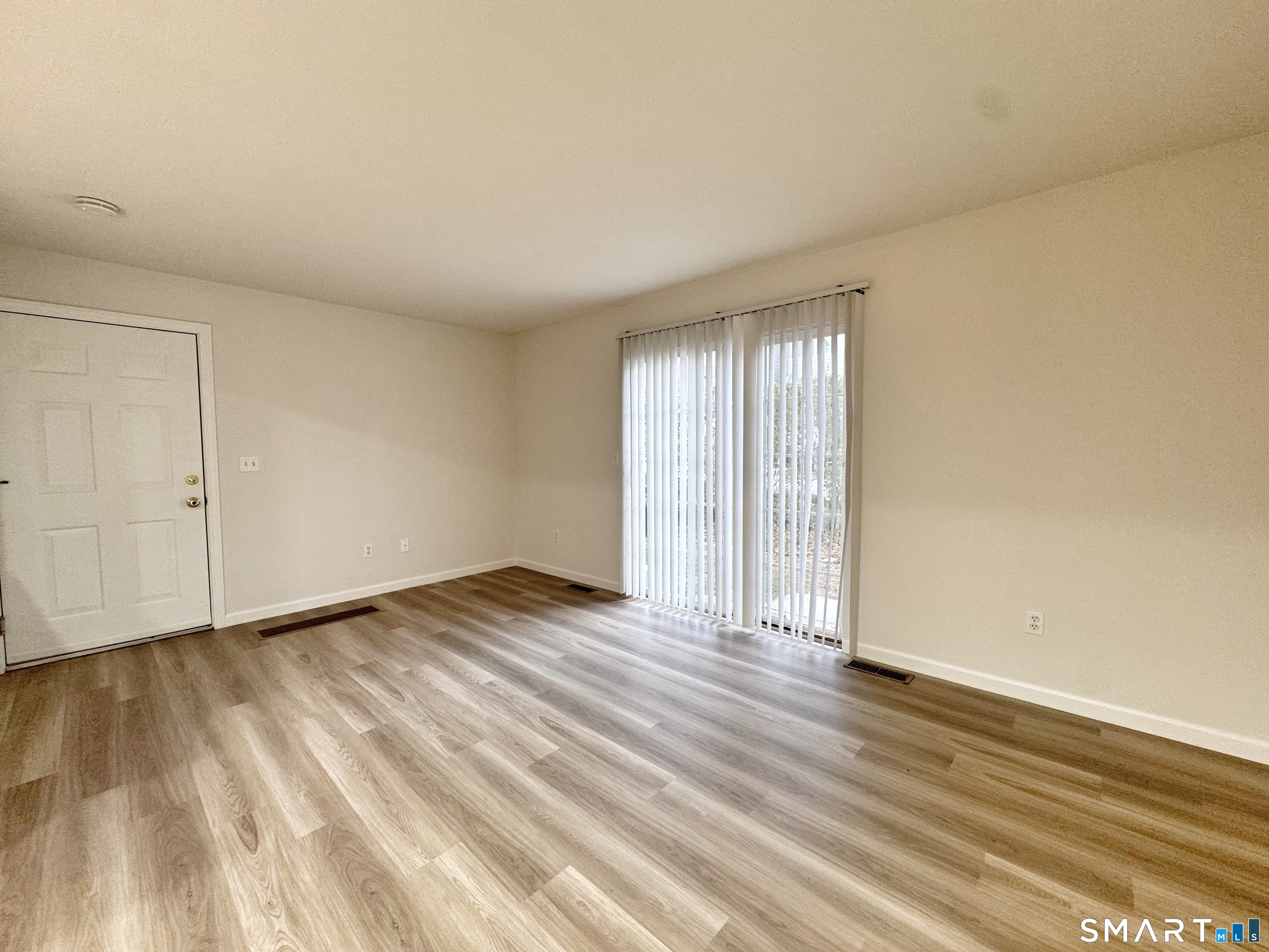 22 Ferris Avenue, Norwalk, Connecticut photo 3