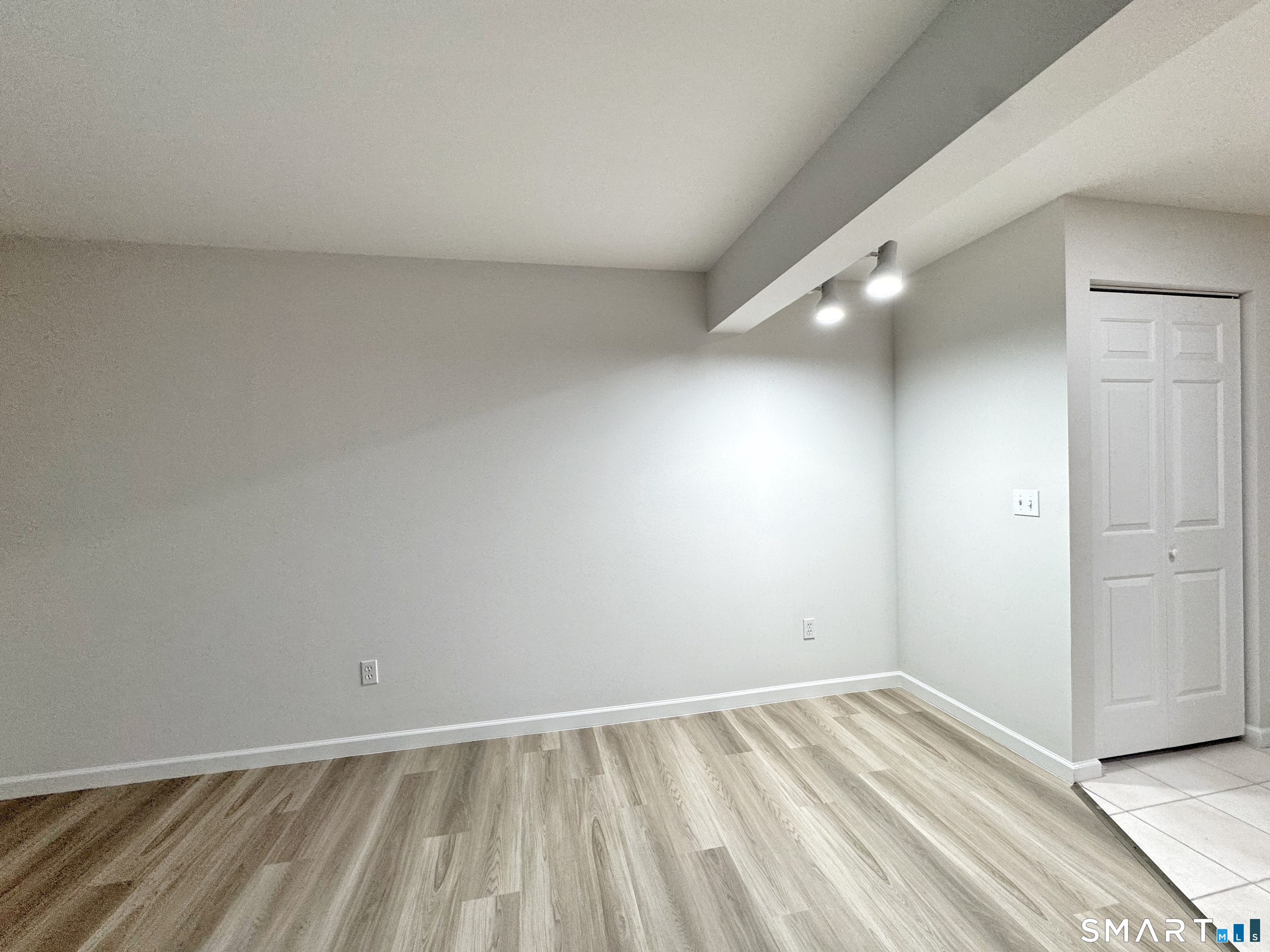 22 Ferris Avenue, Norwalk, Connecticut photo 4