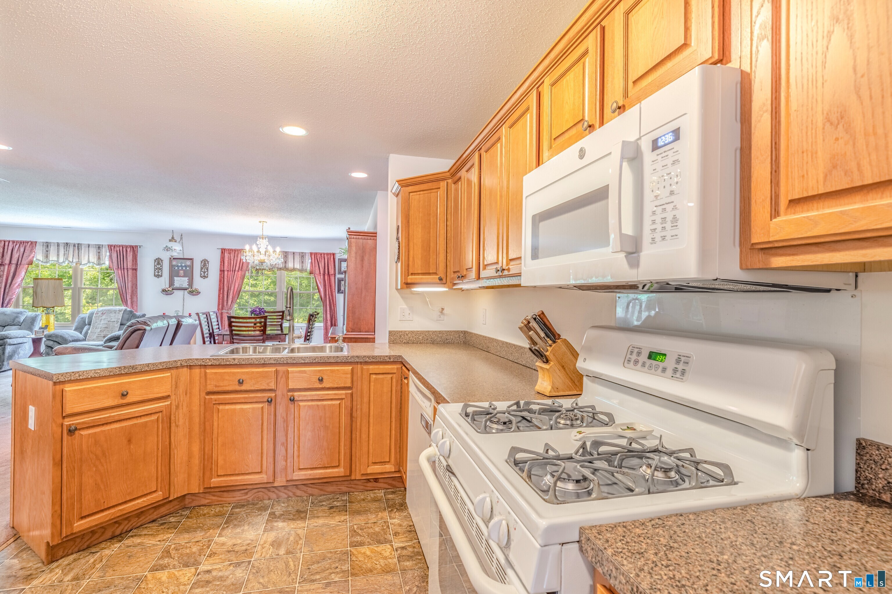 4 Aspen Place photo 10