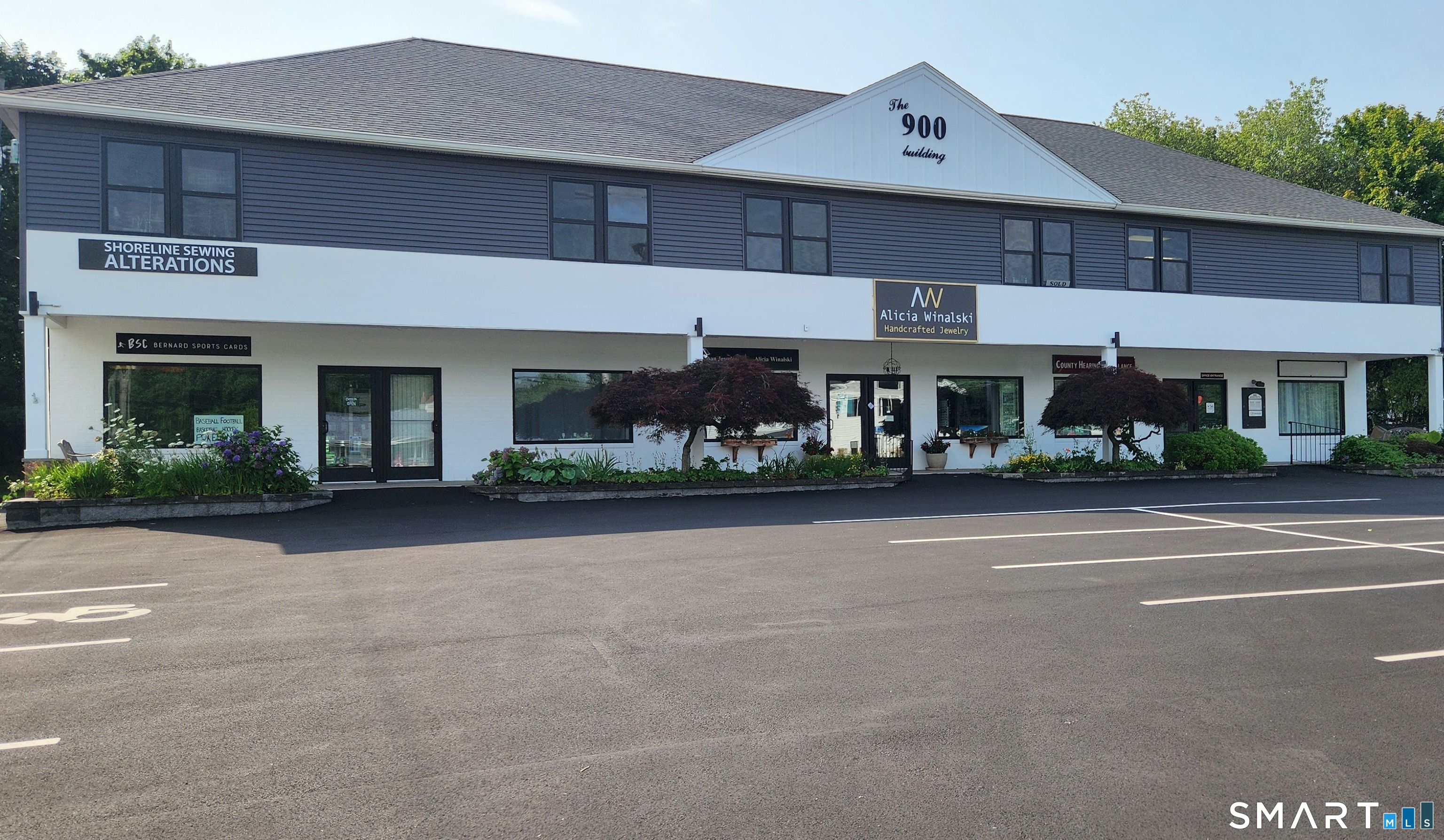 900 Boston Post Road photo 3