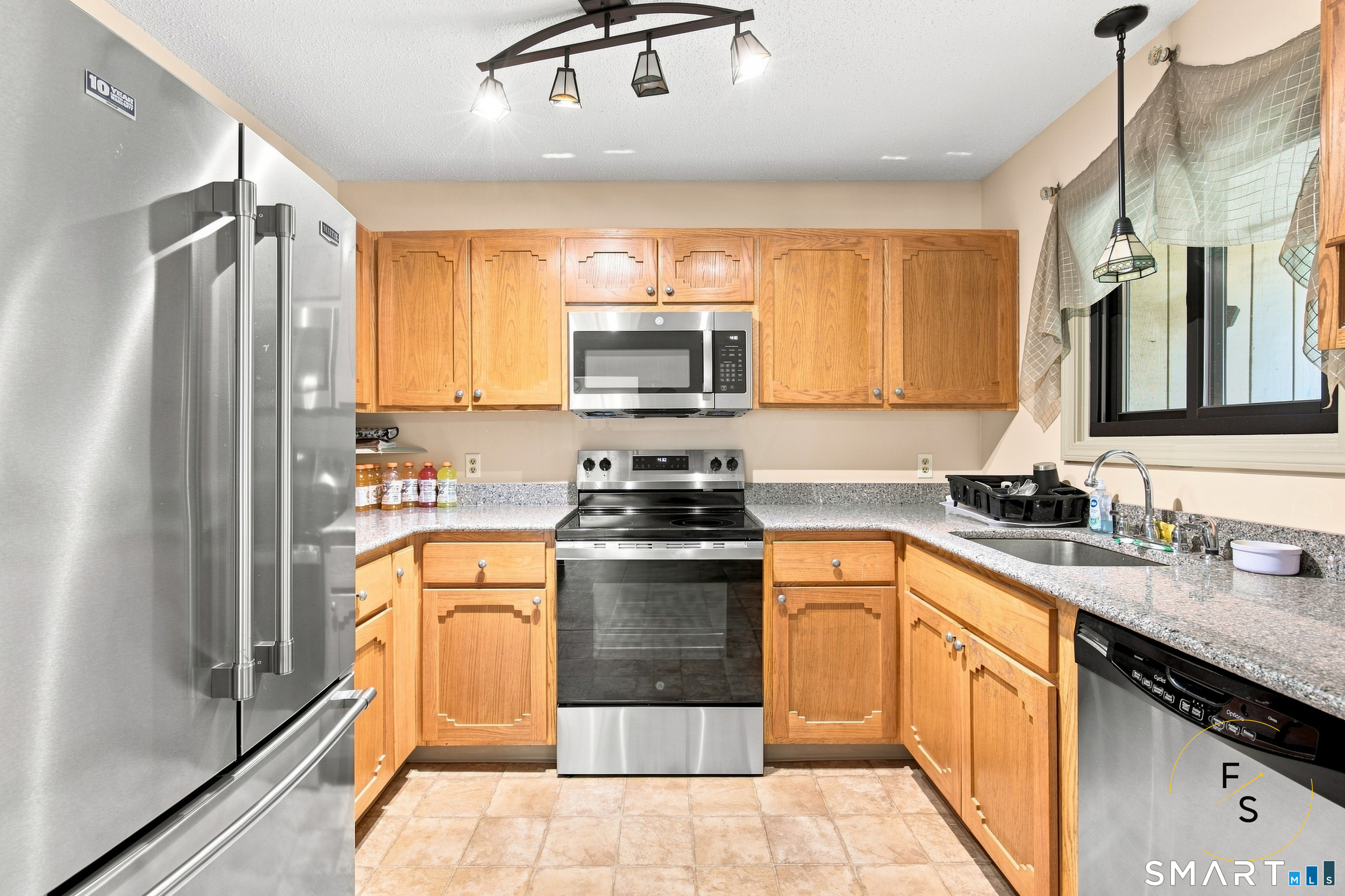 242 Talcottville Road  Unit #209 photo 9