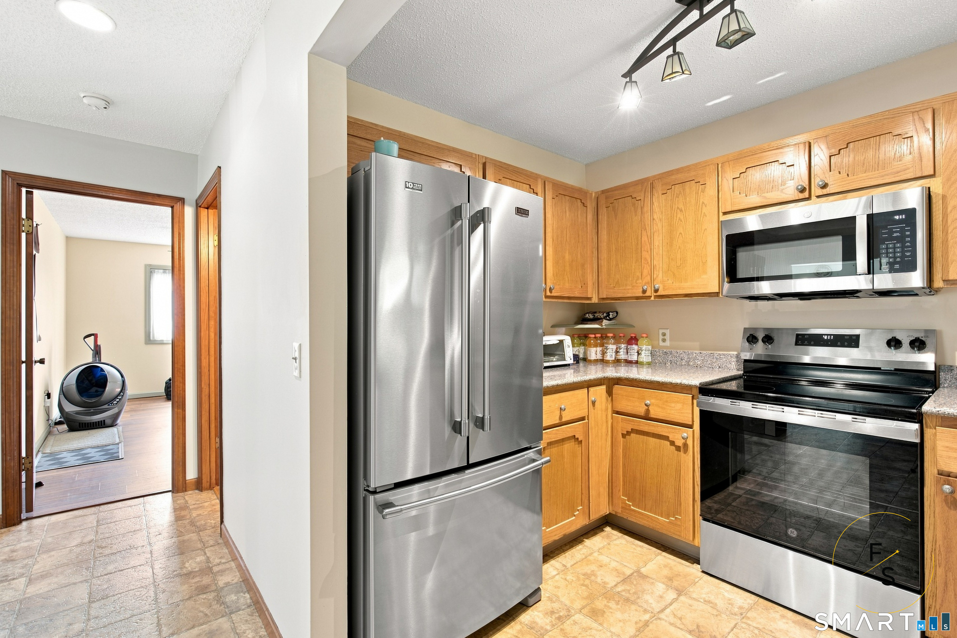 242 Talcottville Road  Unit #209 photo 7