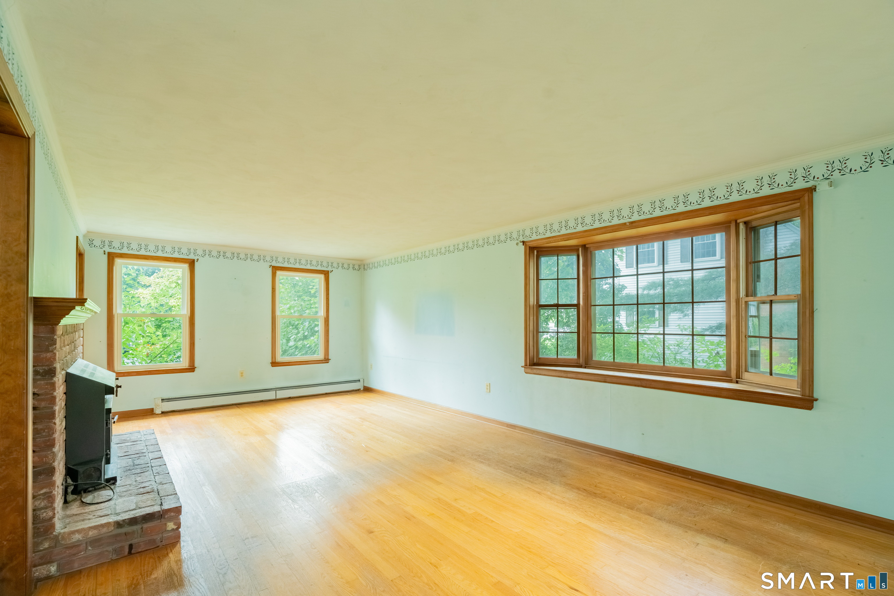88 Farm Hill Road photo 5