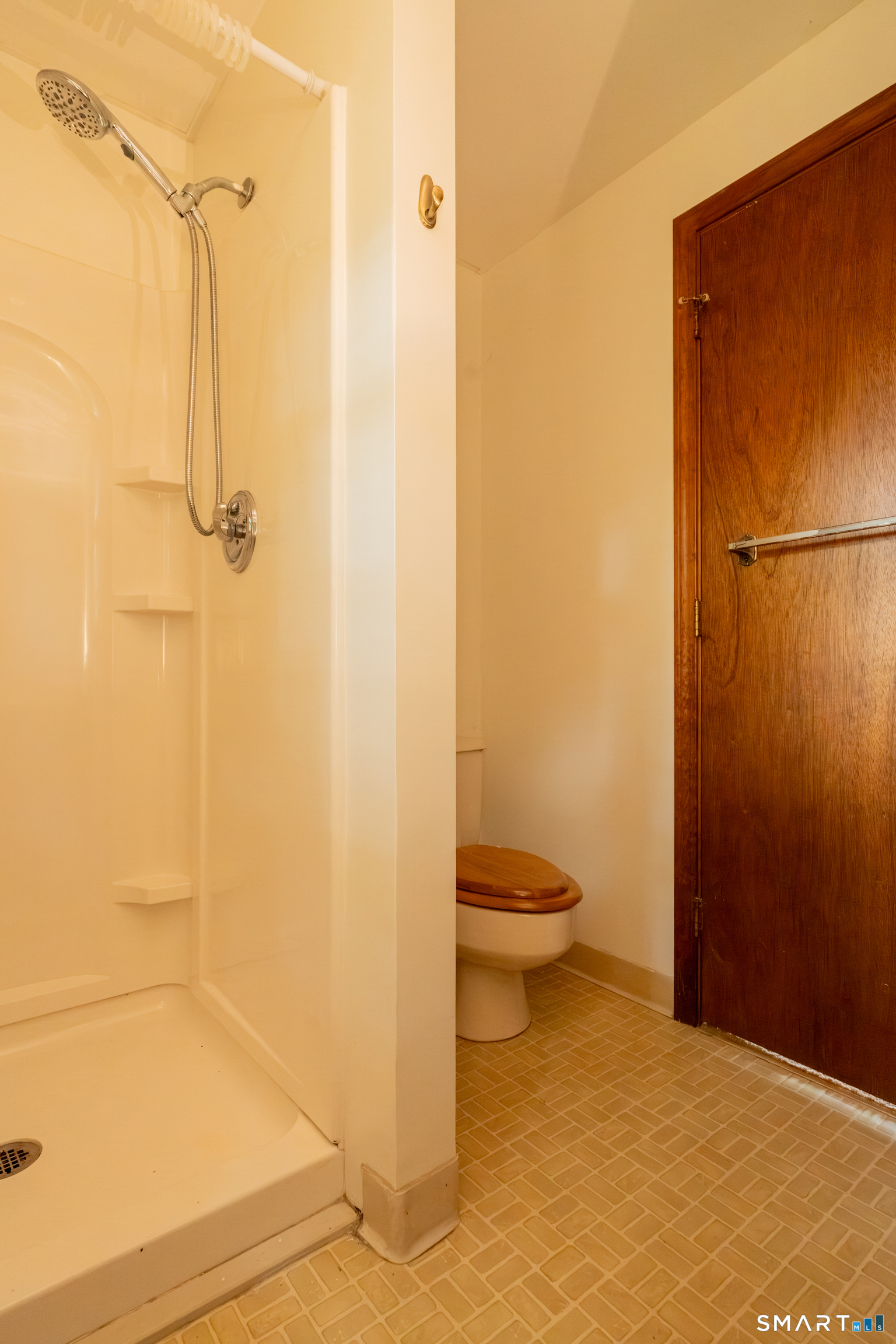 88 Farm Hill Road photo 24