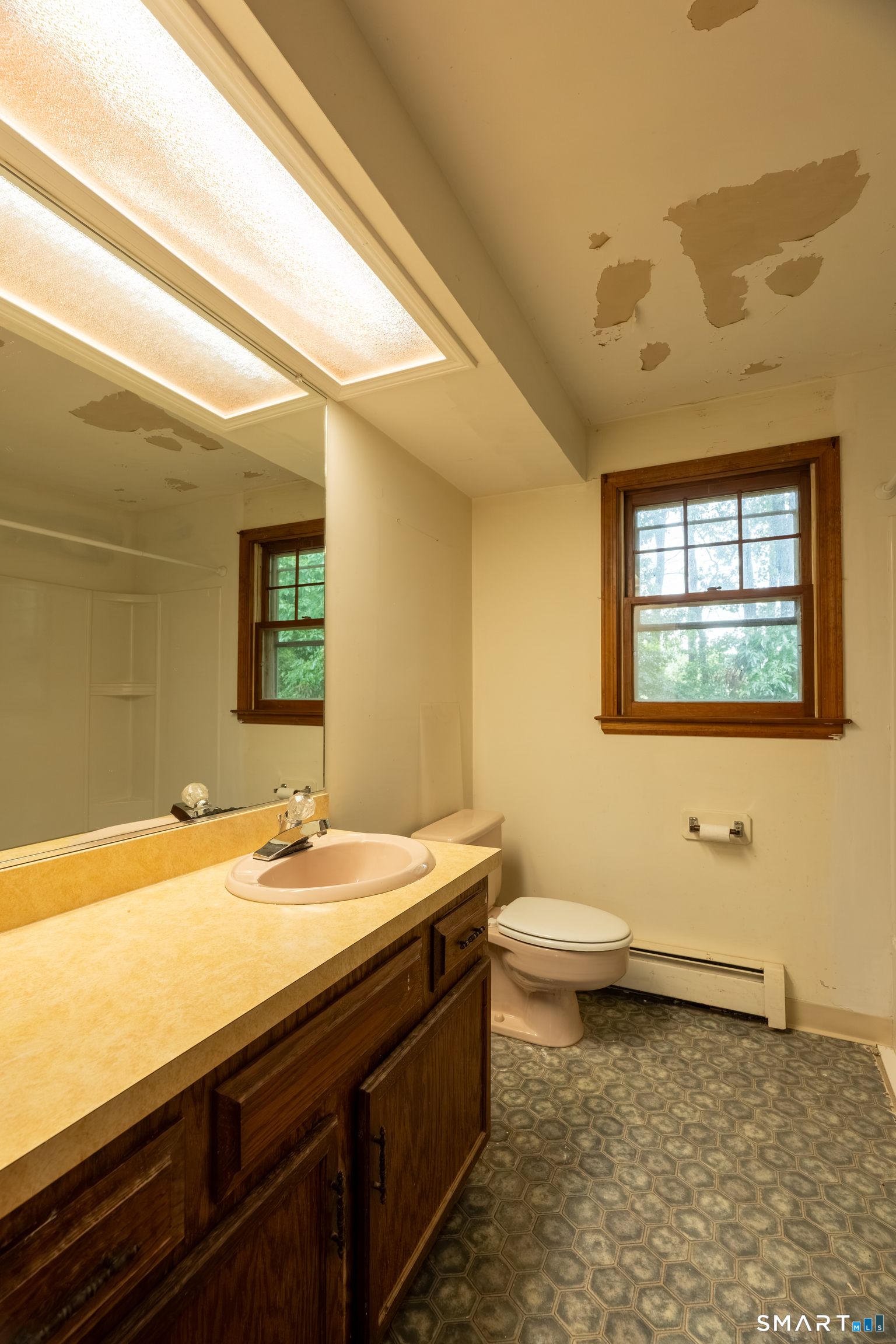 88 Farm Hill Road photo 32
